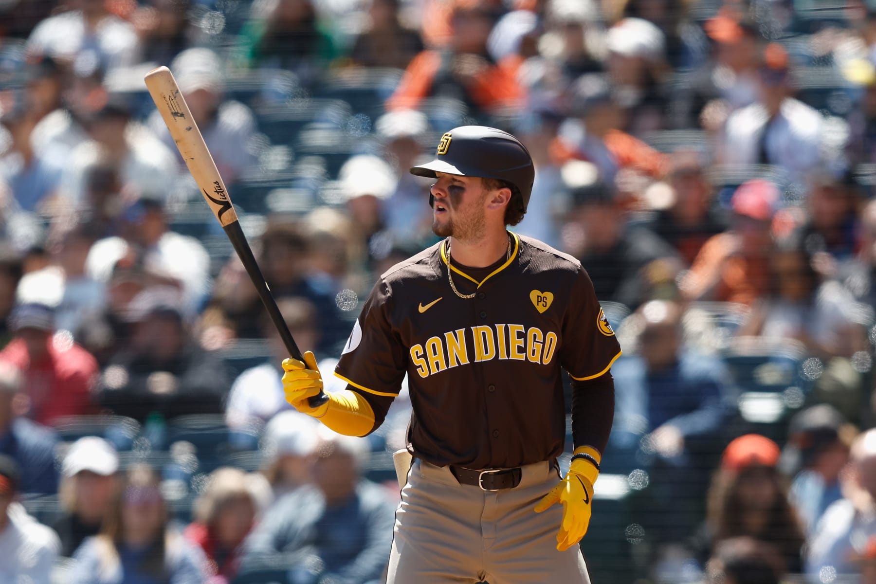 SAN FRANCISCO, CALIFORNIA - APRIL 07: Jackson Merrill #3 of the San Diego Padres at bat against the San Francisco Giants at Oracle Park on April 07, 2024 in San Francisco, California. (Photo by Lachlan Cunningham/Getty Images)