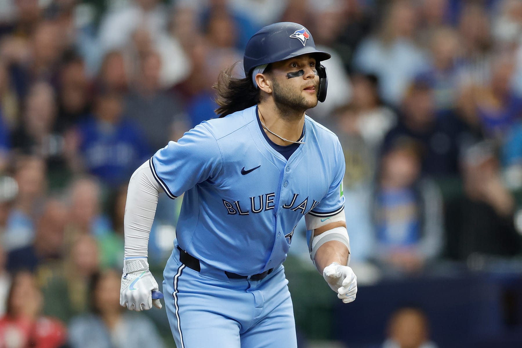 MILWAUKEE, WISCONSIN - JUNE 10: Bo Bichette #11 of the Toronto Blue Jays up to bat against the Milwaukee Brewers at American Family Field on June 10, 2024 in Milwaukee, Wisconsin. (Photo by John Fisher/Getty Images)
