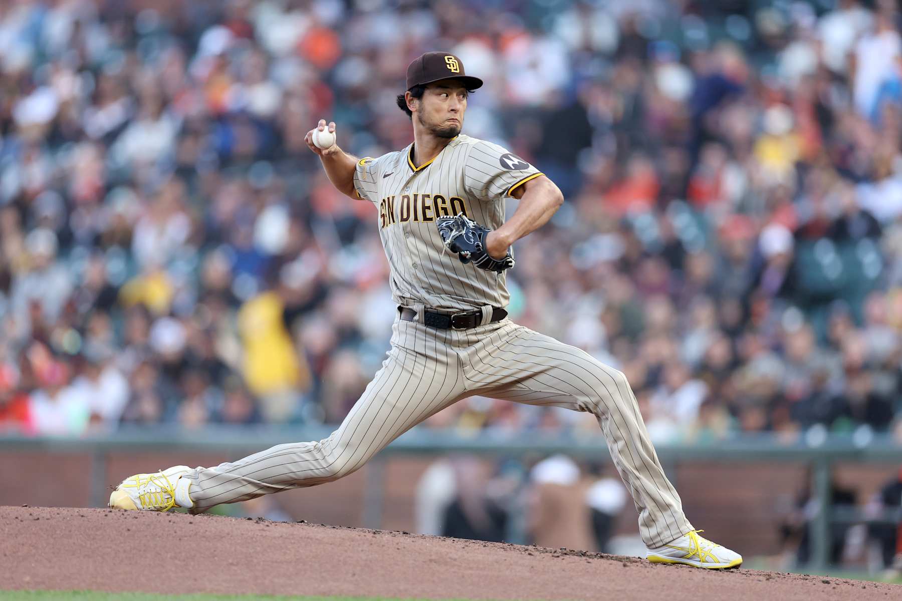 SAN FRANCISCO, CALIFORNIA - JUNE 21: Yu Darvish #11 of the San Diego Padres pitches against the San Francisco Giants on June 21, 2023 in San Francisco, California. (Photo by Ezra Shaw/Getty Images)