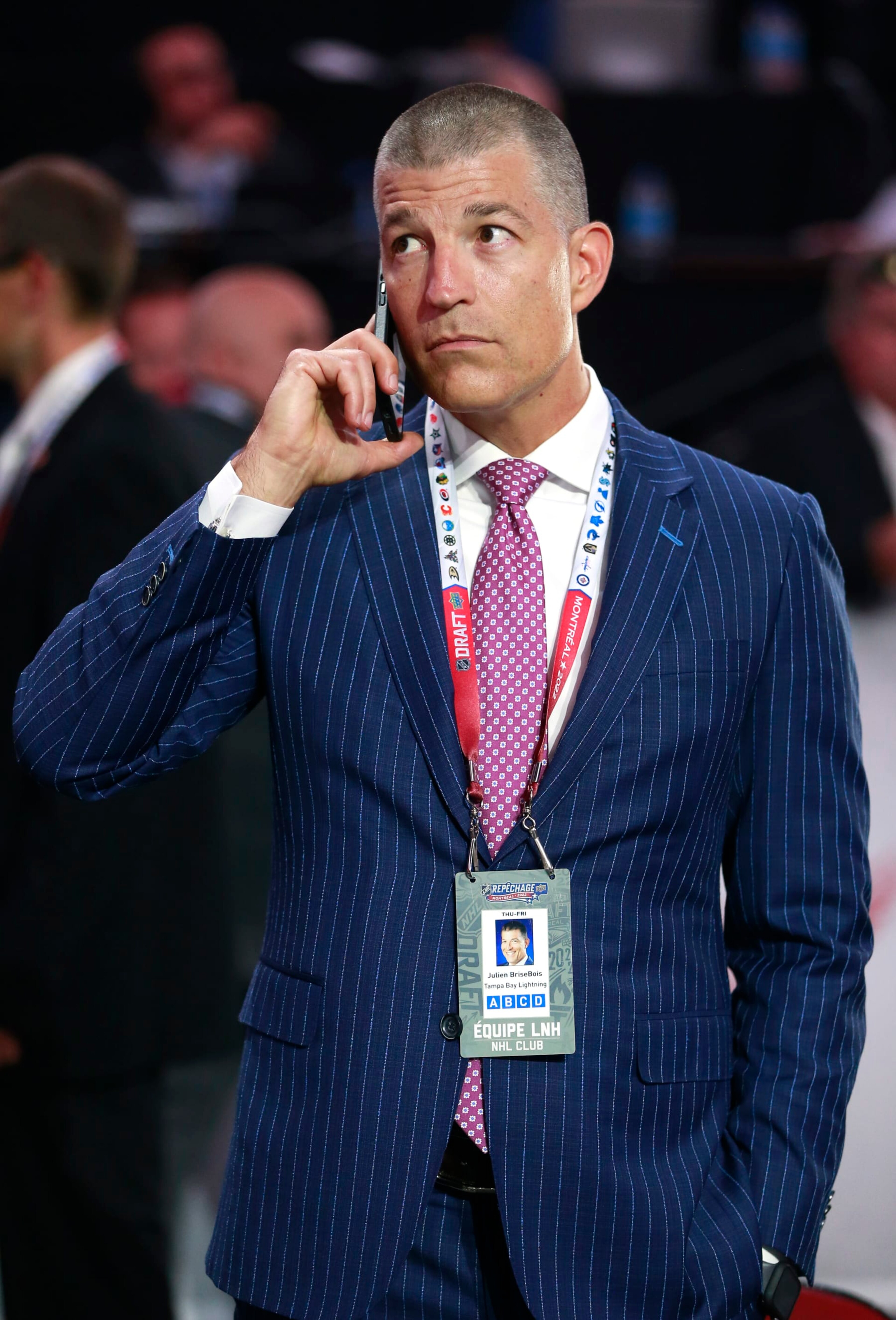 Lightning GM Julien BriseBois Lightning GM Julien BriseBois