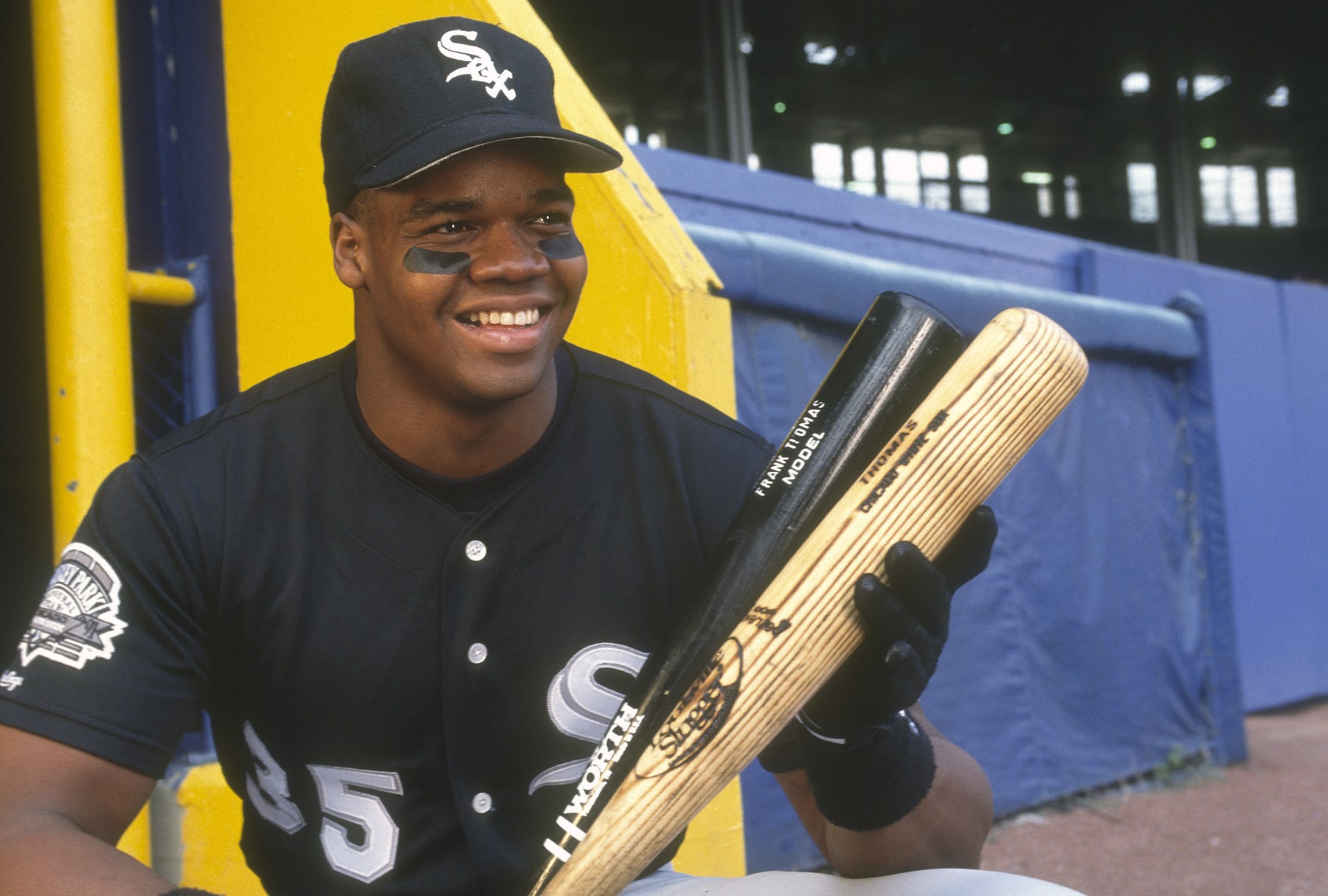 CHICAGO, IL - CIRCA 1991: First baseman Frank Thomas #35 of the Chicago White Sox poses for this portrait prior to the start of a Major League Baseball game circa 1991 at Comiskey Park in Chicago, Illinois. Thomas played for the White Sox from 1990 - 05. (Photo by Focus on Sport/Getty Images)