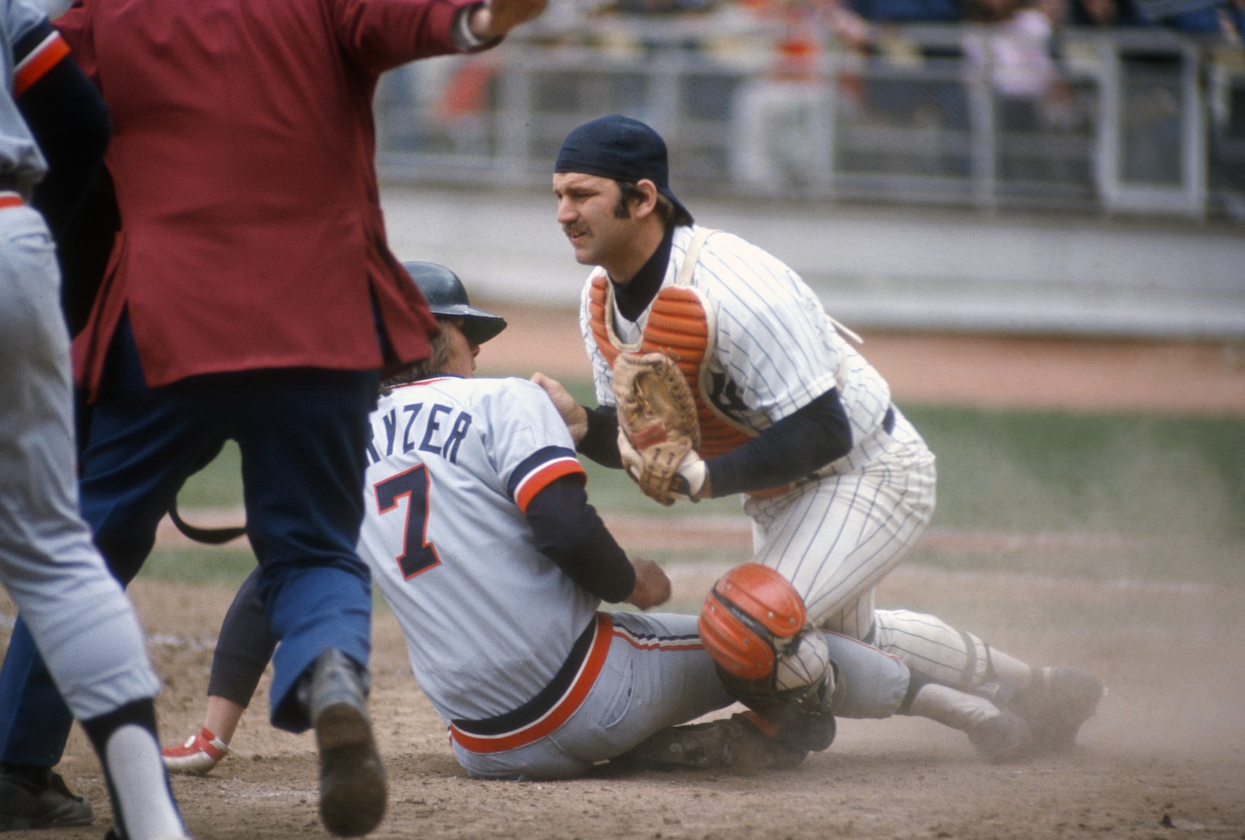 NEW YORK - CIRCA 1975: Thurman Munson #15 of the New York Yankees in action against the Detroit Tigers during an Major League Baseball game circa 1975 at Shea Stadium in the Queens borough of New York City. Munson played for the Yankees from 1969-79. (Photo by Focus on Sport/Getty Images) 