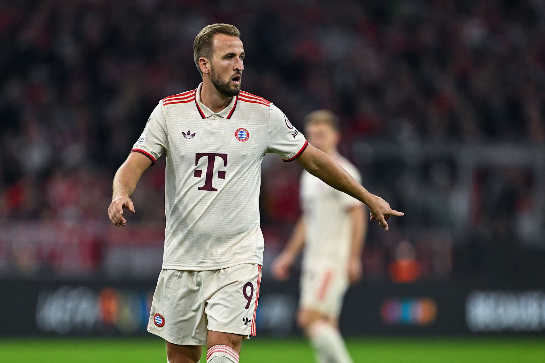 MUNICH, GERMANY - SEPTEMBER 17: Harry Kane of FC Bayern München reacts during the UEFA Champions League 2024/25 League Phase MD1 match between FC Bayern München and GNK Dinamo at Football Arena Munich on September 17, 2024 in Munich, Germany. (Photo by Daniel Kopatsch/Getty Images)
