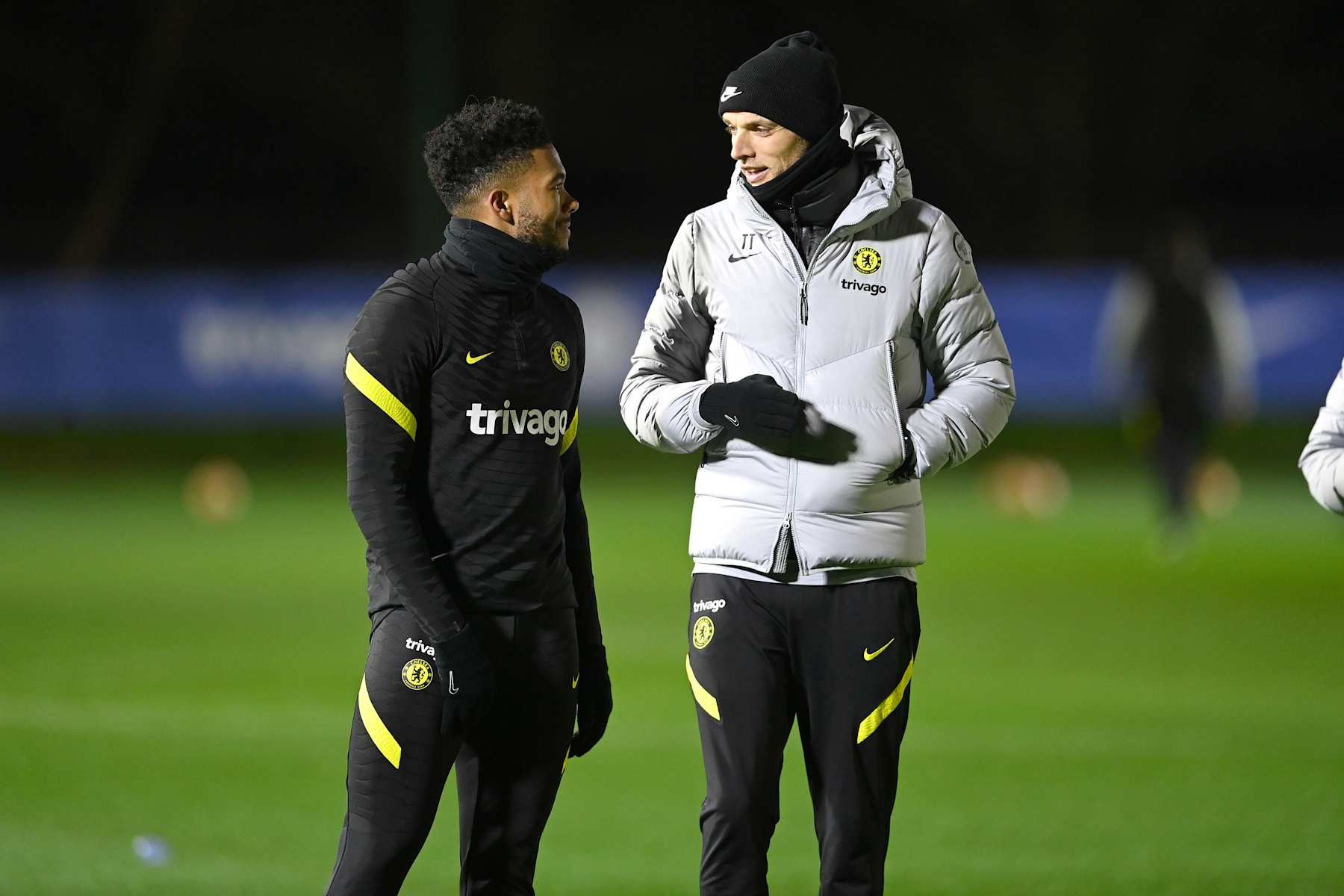 COBHAM, ENGLAND - DECEMBER 28:  Reece James and Thomas Tuchel of Chelsea during a training session at Chelsea Training Ground on December 28, 2021 in Cobham, England. (Photo by Darren Walsh/Chelsea FC via Getty Images)