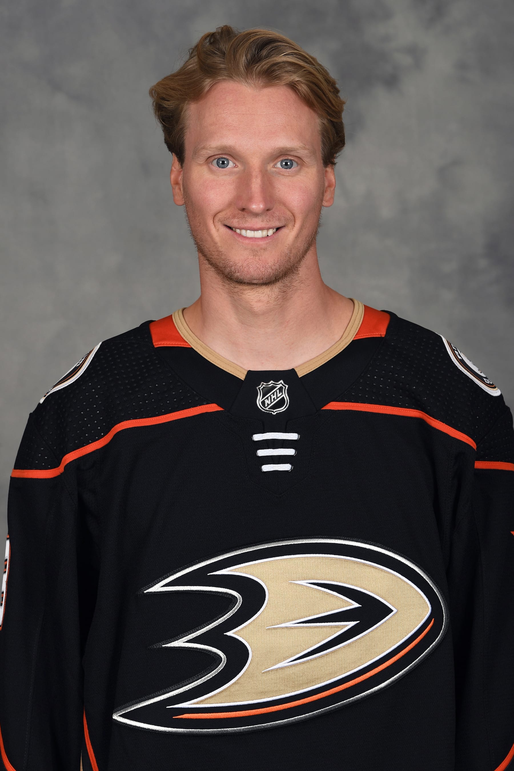 ANAHEIM, CALIFORNIA  SEPTEMBER 20: John Klingberg #3 of the Anaheim Ducks poses for his official headshot for the 2022-2023 season on September 20, 2022 at Great Park Ice in Irvine, California. (Photo by John Cordes/NHLI via Getty Images)