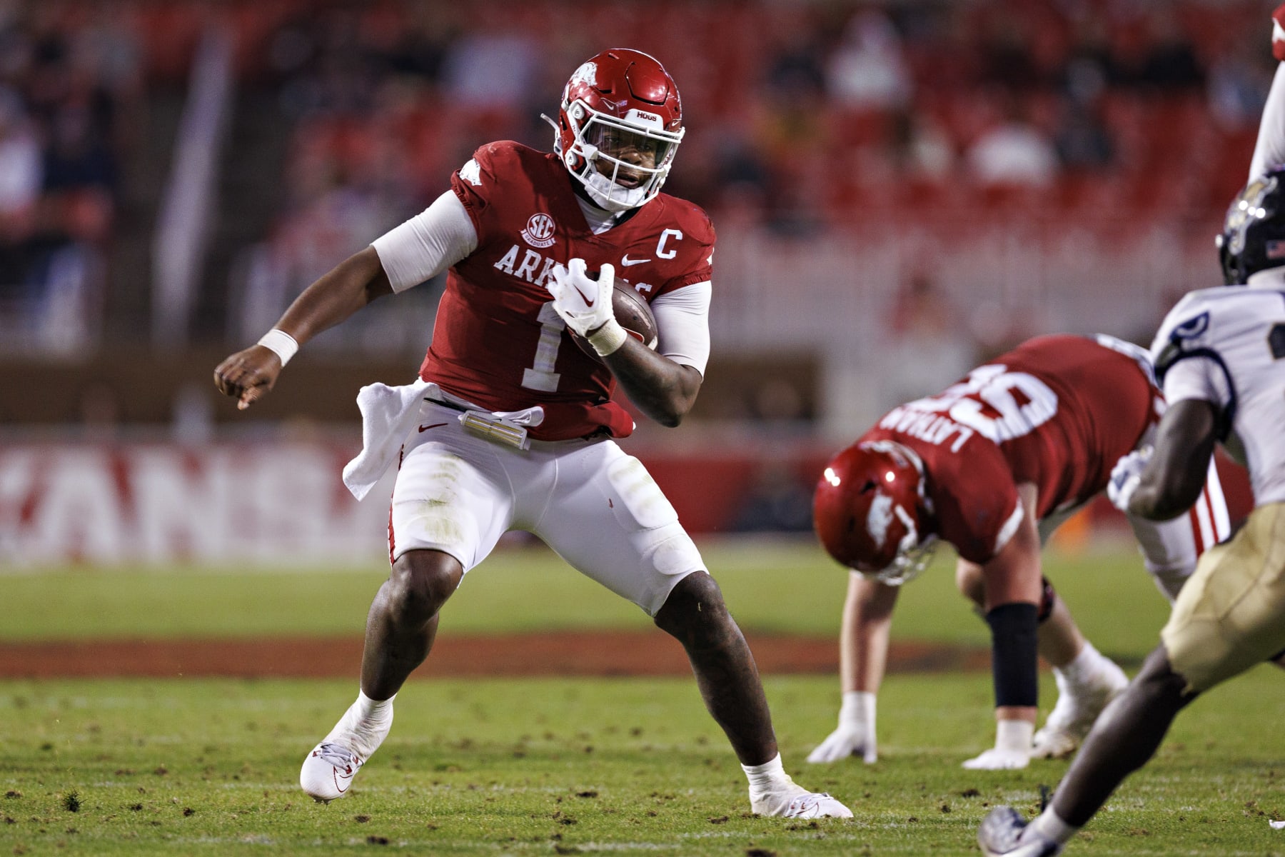 FAYETTEVILLE, ARKANSAS - NOVEMBER 18: K.J. Jefferson #1 of the Arkansas Razorbacks runs the ball in the second half of the game against the FIU Panthers at Donald W. Reynolds Razorback Stadium on November 18, 2023 in Fayetteville, Arkansas. The Razorbacks defeated the Panthers 44-20.  (Photo by Wesley Hitt/Getty Images)