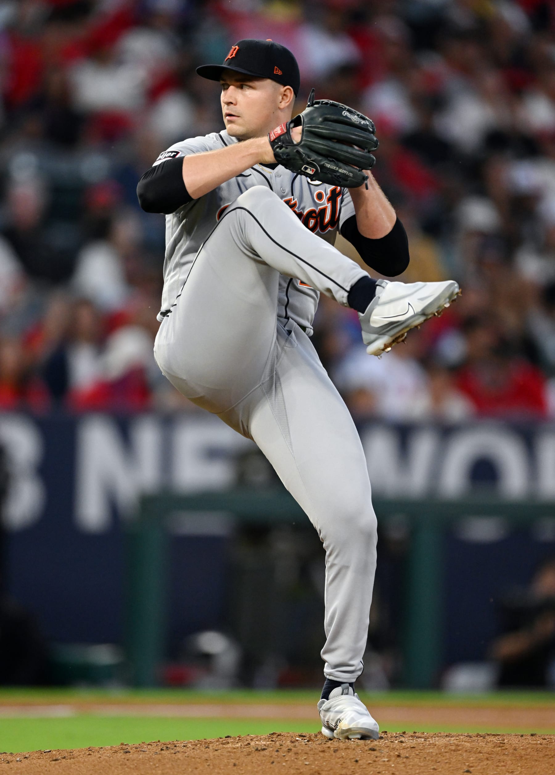 ANAHEIM, CA - SEPTEMBER 15: Detroit Tigers pitcher Tarik Skubal (29) pitching during an MLB baseball game against the Los Angeles Angels played on September 15, 2023 at Angel Stadium in Anaheim, CA. (Photo by John Cordes/Icon Sportswire via Getty Images)