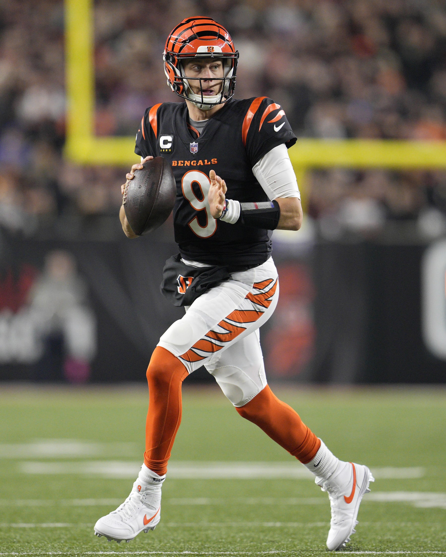 CINCINNATI, OHIO - NOVEMBER 05: Quarterback Joe Burrow #9 of the Cincinnati Bengals looks to throw during a NFL football game against the Buffalo Bills at Paycor Stadium on November 05, 2023 in Cincinnati, Ohio. (Photo by Jeff Dean/Getty Images)