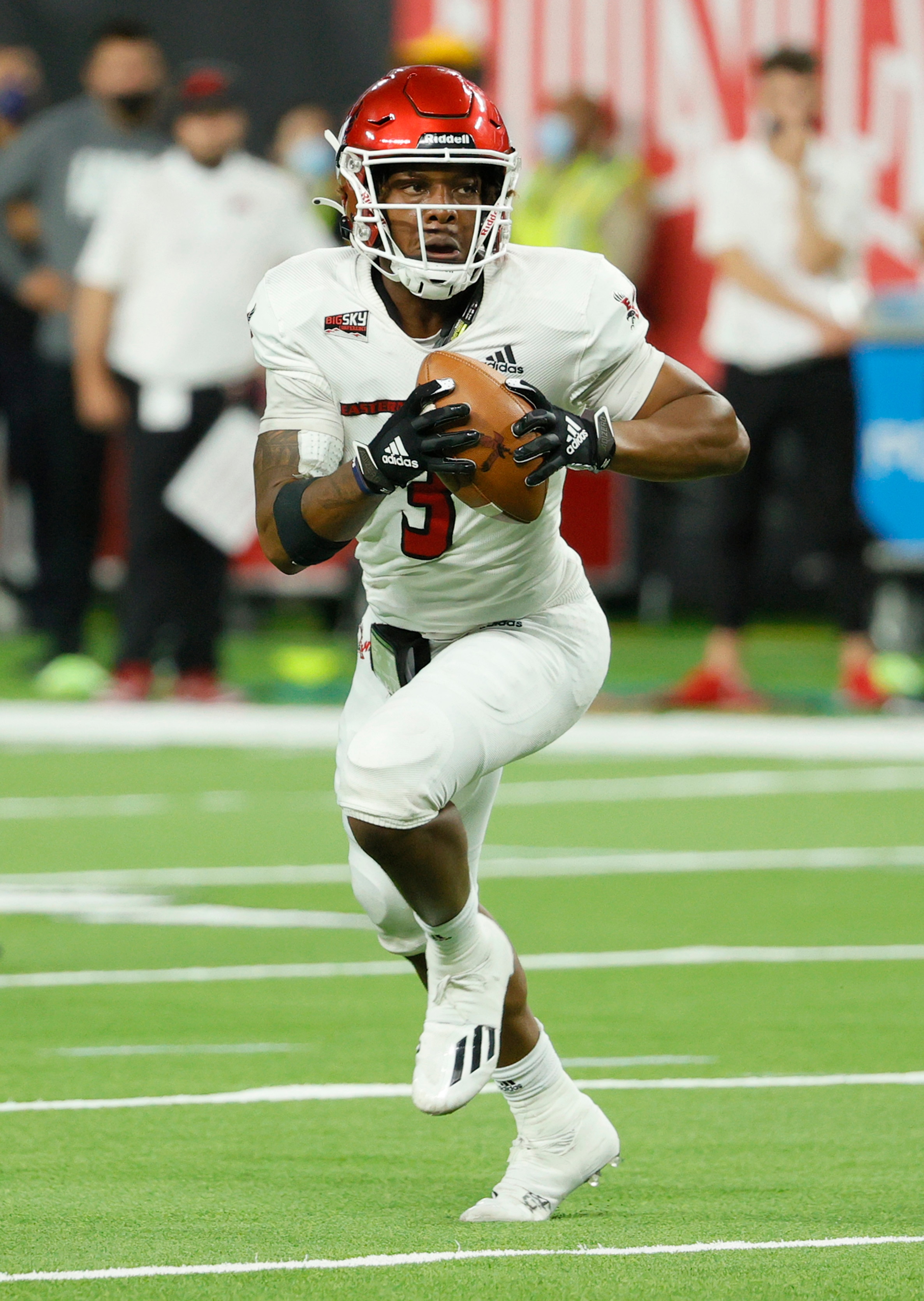 LAS VEGAS, NEVADA - SEPTEMBER 02:  Quarterback Eric Barriere #3 of the Eastern Washington Eagles runs for yardage against the UNLV Rebels during their game at Allegiant Stadium on September 2, 2021 in Las Vegas, Nevada. The Eagles defeated the Rebels 35-33 in double overtime.  (Photo by Ethan Miller/Getty Images)