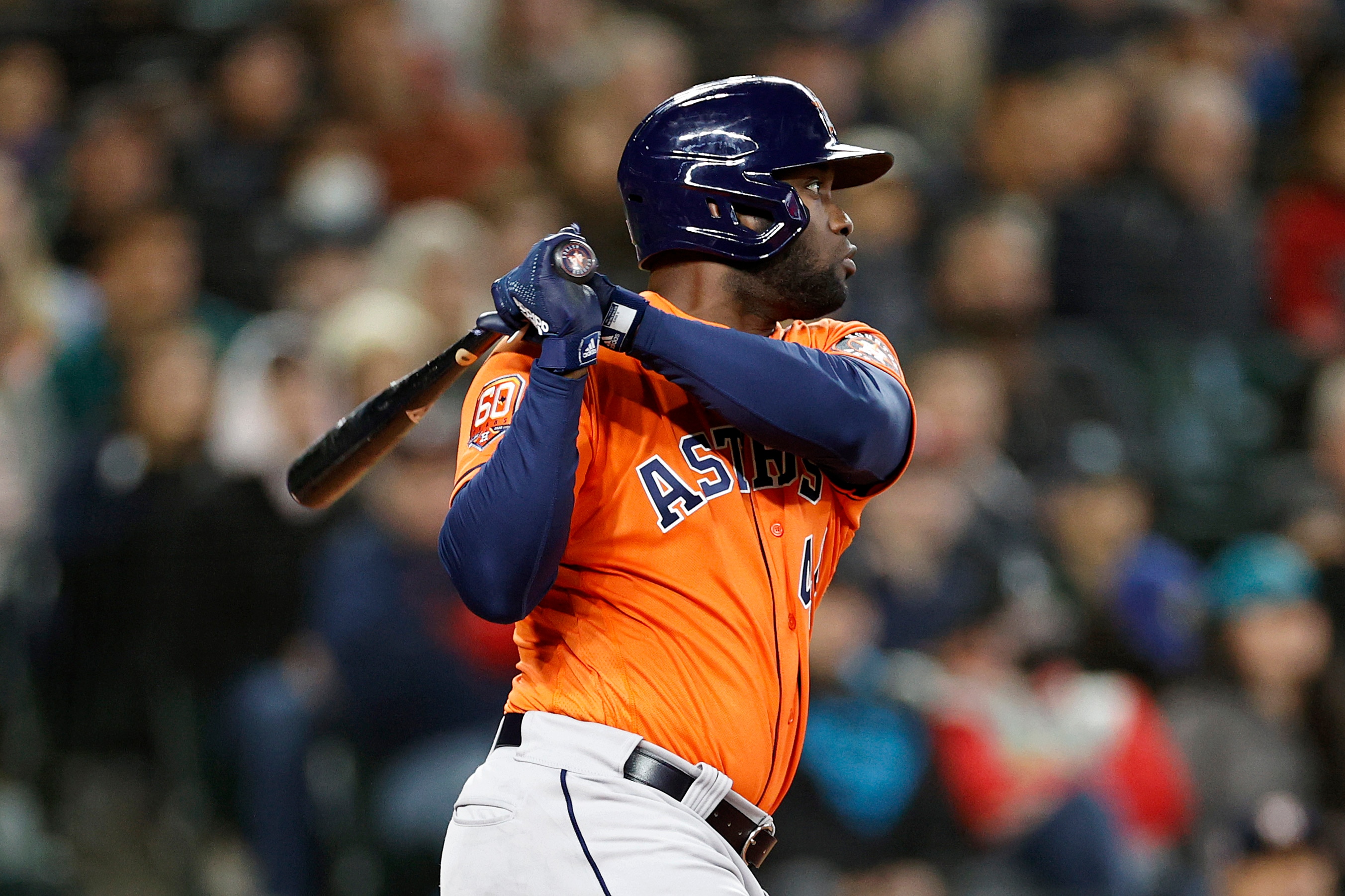 SEATTLE, WASHINGTON - MAY 29: Yordan Alvarez #44 of the Houston Astros hits a single that scored Aledmys Diaz #16 in the eighth inning against the Seattle Mariners at T-Mobile Park on May 29, 2022 in Seattle, Washington. (Photo by Steph Chambers/Getty Images)