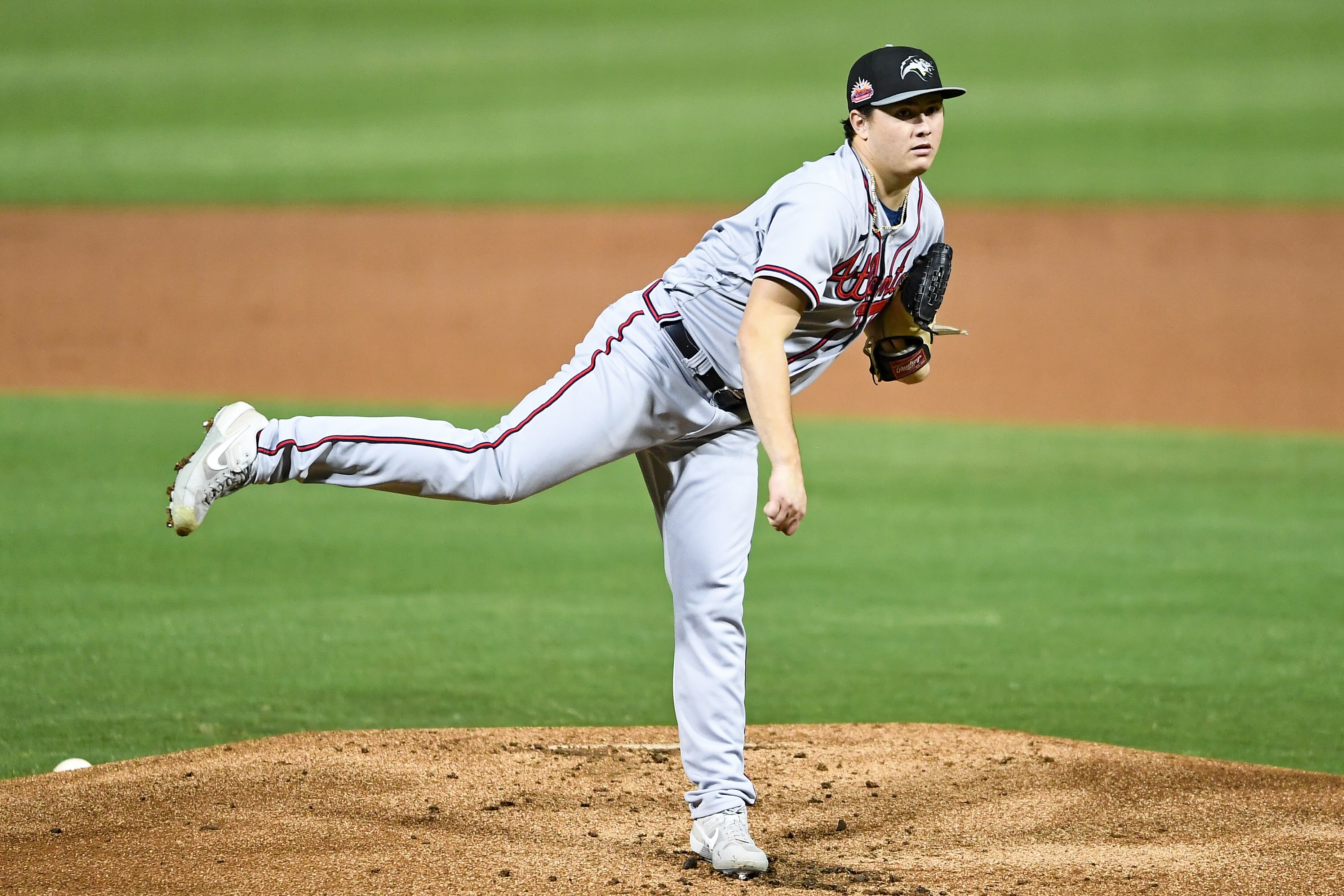 GLENDALE, AZ - NOVEMBER 12, 2021: Victor Vodnik #30 of the Peoria Javelinas throws a pitch against the Salt River Rafters at Salt River Fields on November 12, 2021 in Glendale, Arizona. (Photo by Chris Bernacchi/Diamond Images via Getty Images)