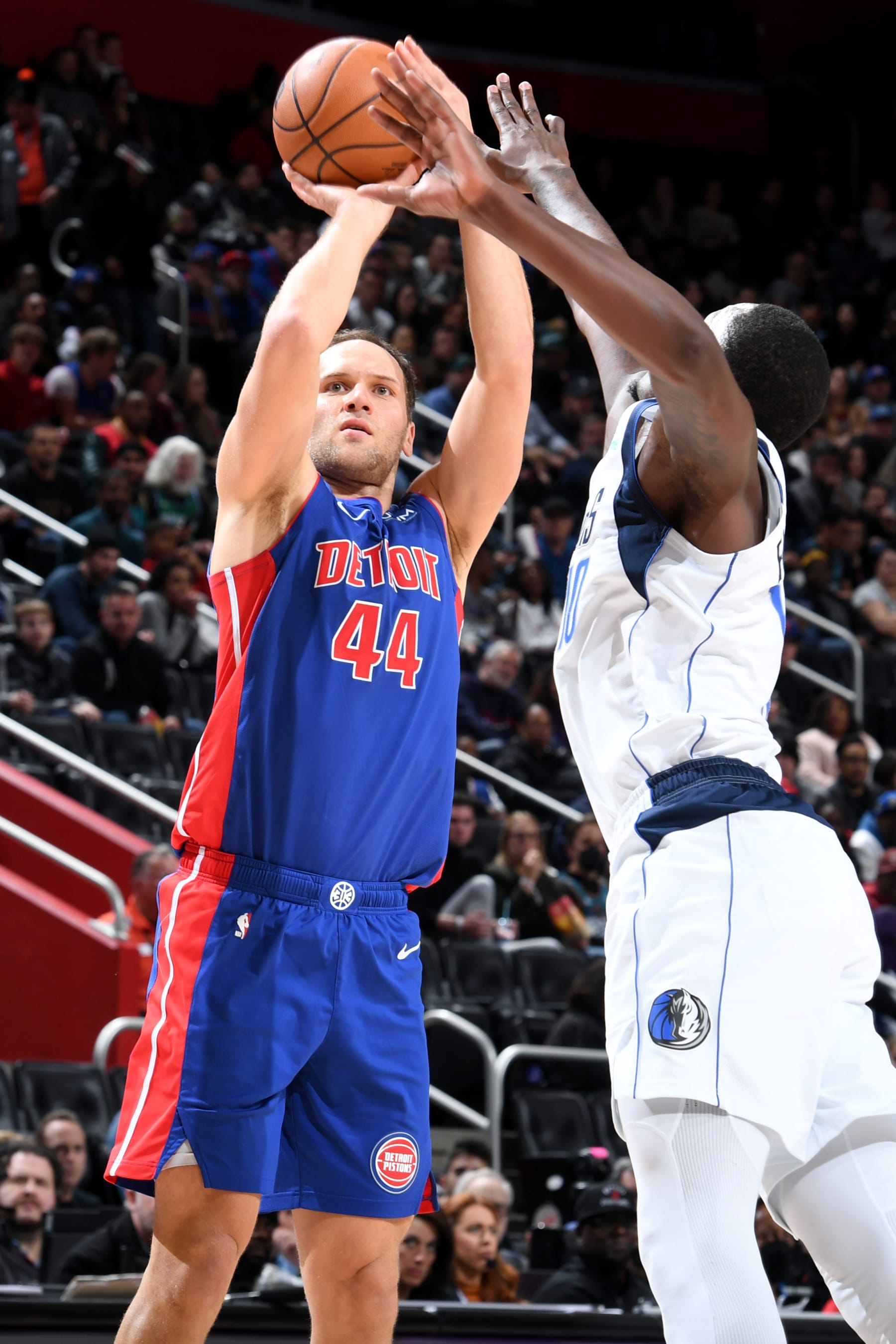 DETROIT, MI - DECEMBER 1: Bojan Bogdanovic #44 of the Detroit Pistons shoots the ball during the game against the Dallas Mavericks on December 1, 2022 at Little Caesars Arena in Detroit, Michigan. NOTE TO USER: User expressly acknowledges and agrees that, by downloading and/or using this photograph, User is consenting to the terms and conditions of the Getty Images License Agreement. Mandatory Copyright Notice: Copyright 2022 NBAE (Photo by Chris Schwegler/NBAE via Getty Images)