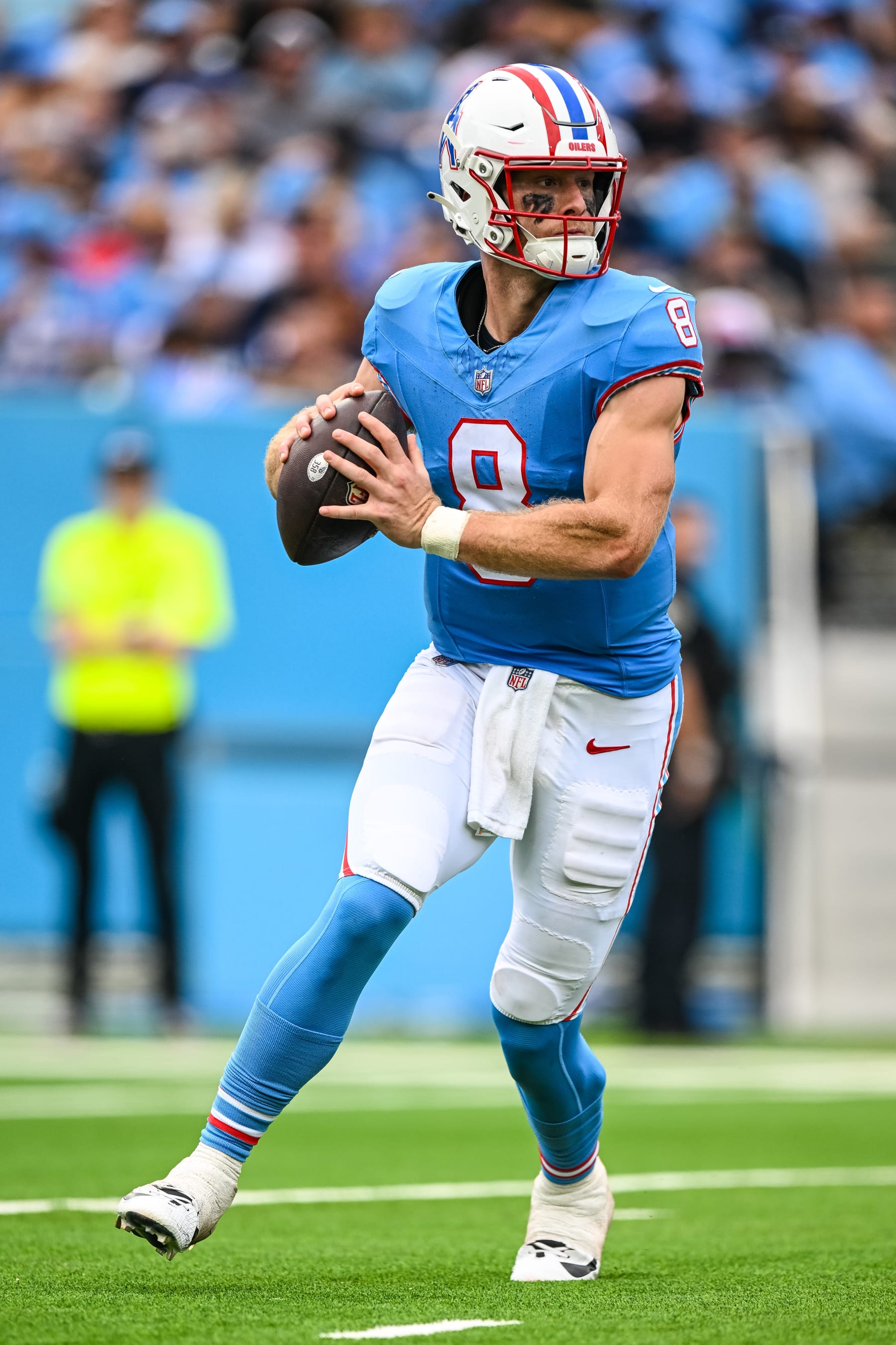 NASHVILLE, TN - OCTOBER 29: Tennessee Titans quarterback Will Levis (8) rolls out to pass during a game between the Tennessee Titans and the Atlanta Falcons on October 29, 2023, at Nissan Stadium in Nashville, TN.  (Photo by Bryan Lynn/Icon Sportswire via Getty Images)
