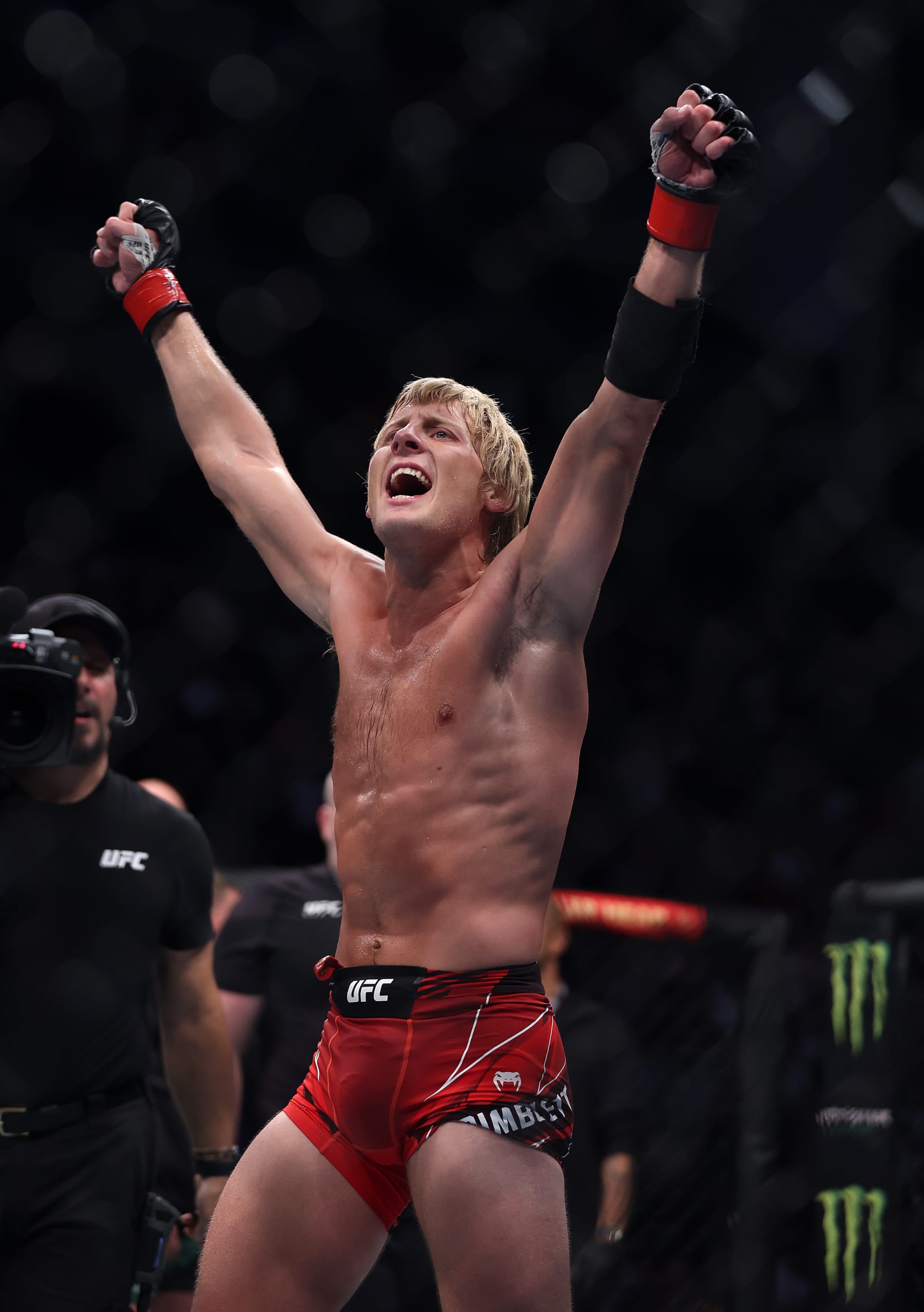 LONDON, ENGLAND - JULY 23:  Paddy Pimblett of England celebrates defeating Jordan Leavitt of USA in the Lightweight bout during UFC Fight Night at O2 Arena on July 23, 2022 in London, England. (Photo by Julian Finney/Getty Images)