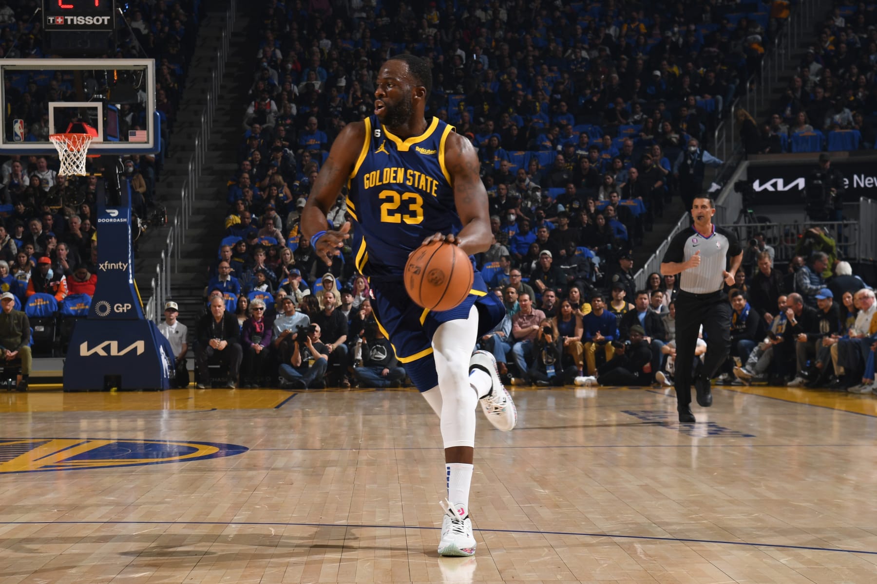 SAN FRANCISCO, CA - MARCH 31: Draymond Green #23 of the Golden State Warriors dribbles the ball during the game against the San Antonio Spurs on March 31, 2023 at Chase Center in San Francisco, California. NOTE TO USER: User expressly acknowledges and agrees that, by downloading and or using this photograph, user is consenting to the terms and conditions of Getty Images License Agreement. Mandatory Copyright Notice: Copyright 2023 NBAE (Photo by Noah Graham/NBAE via Getty Images)