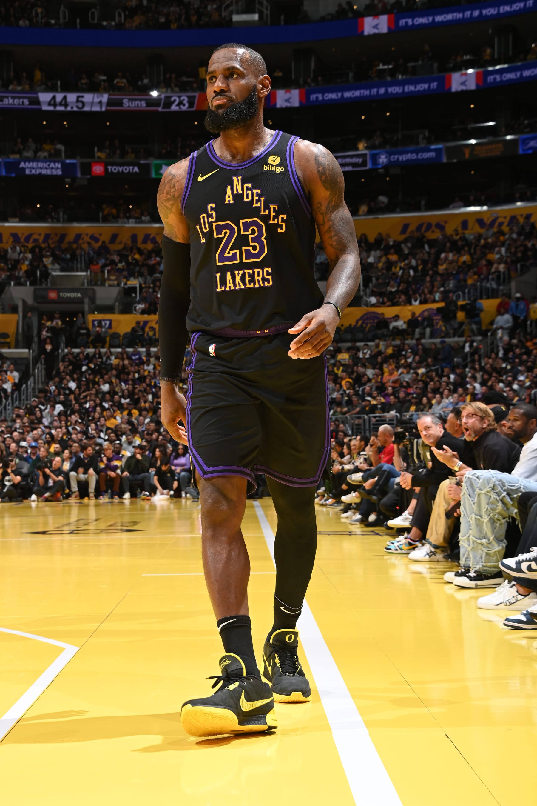 LOS ANGELES, CA - DECEMBER 5: LeBron James #23 of the Los Angeles Lakers looks on during the game against the Phoenix Suns during the quarterfinals of the In-Season Tournament on December 5, 2023 at Crypto.Com Arena in Los Angeles, California. NOTE TO USER: User expressly acknowledges and agrees that, by downloading and/or using this Photograph, user is consenting to the terms and conditions of the Getty Images License Agreement. Mandatory Copyright Notice: Copyright 2023 NBAE (Photo by Andrew D. Bernstein/NBAE via Getty Images)