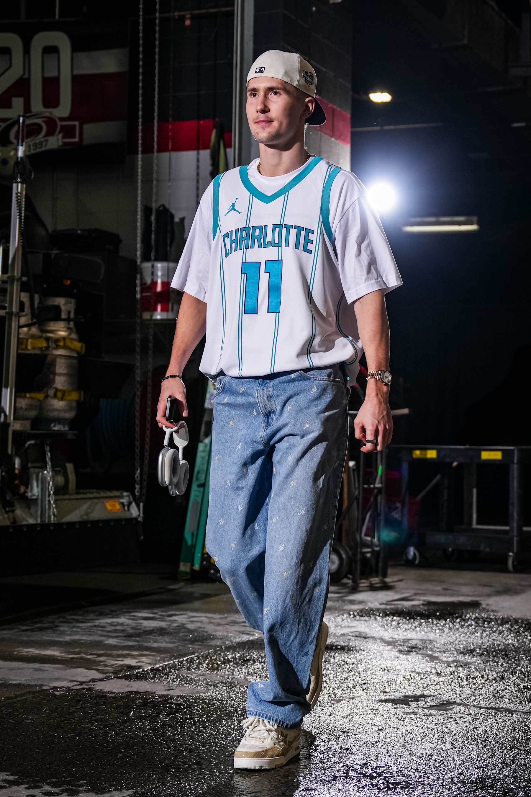 RALEIGH, NORTH CAROLINA - DECEMBER 10: Martin Necas #88 of the Carolina Hurricanes arrives before a game against the San Jose Sharks at Lenovo Center on December 10, 2024 in Raleigh, North Carolina. (Photo by Josh Lavallee/NHLI via Getty Images)