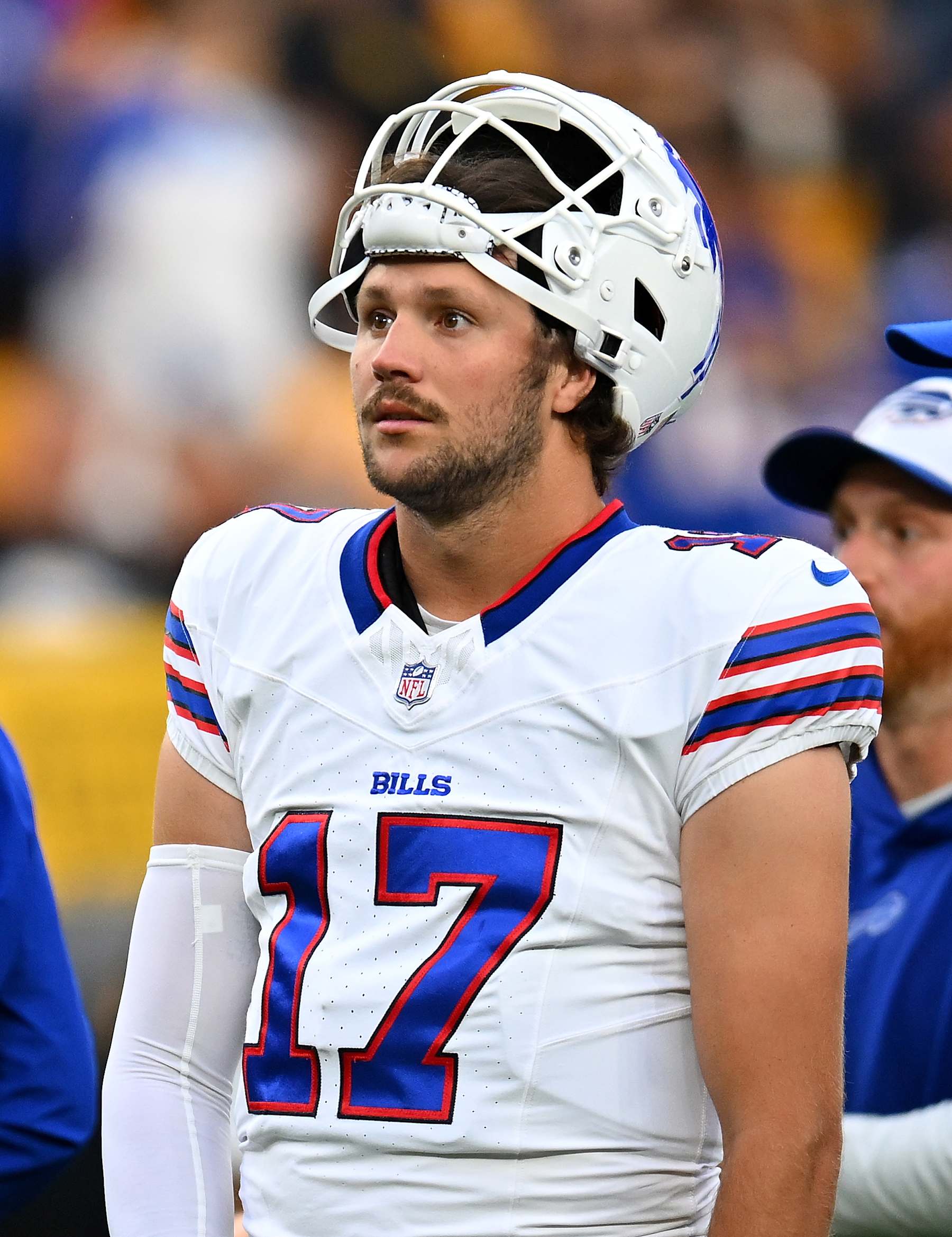 PITTSBURGH, PENNSYLVANIA - AUGUST 17: Josh Allen #17 of the Buffalo Bills warms up prior to the preseason game against the Pittsburgh Steelers at Acrisure Stadium on August 17, 2024 in Pittsburgh, Pennsylvania. (Photo by Joe Sargent/Getty Images)