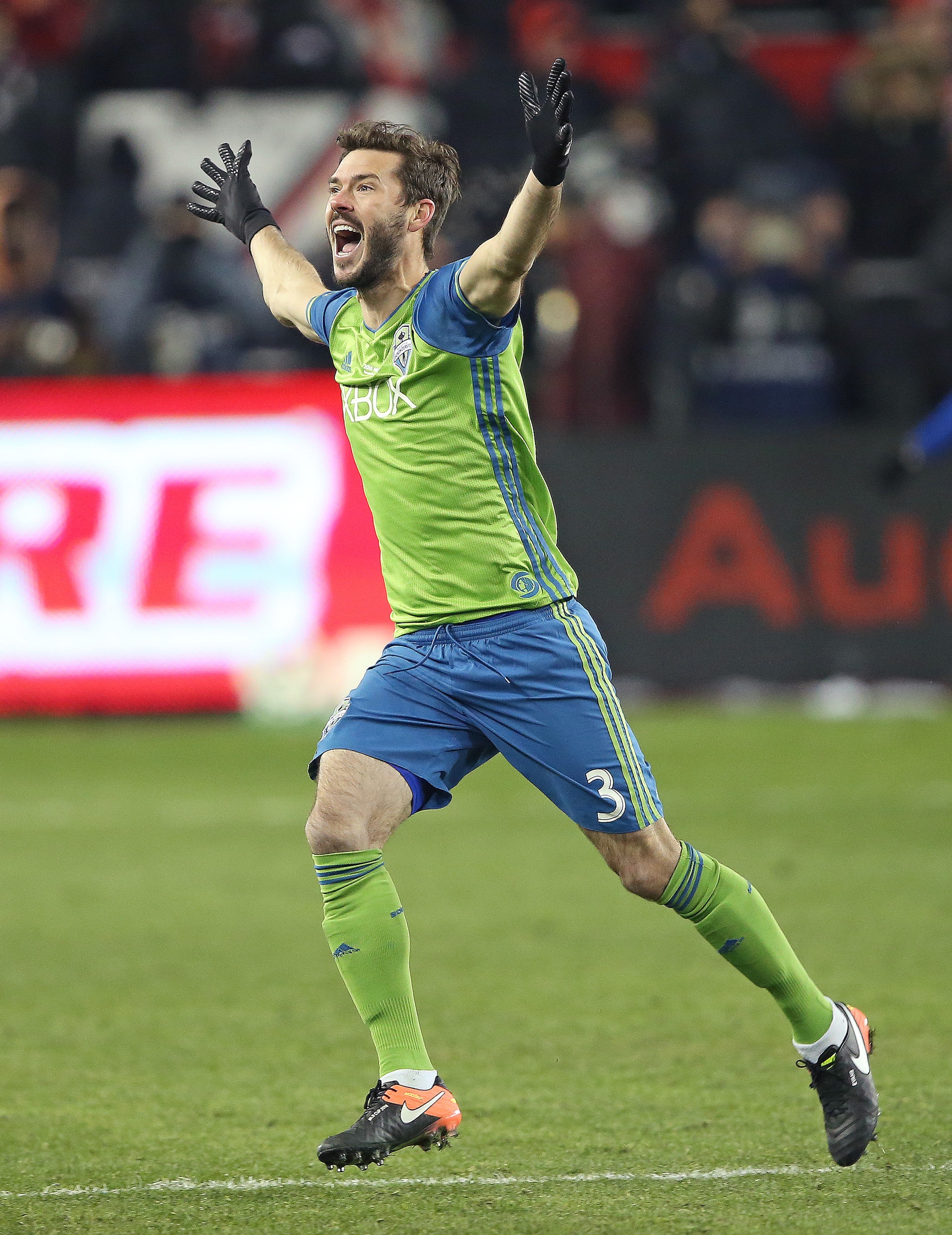 TORONTO, ONTARIO - DECEMBER 10:  Brad Evans #3 of the Seattle Sounders celebrates the championship win against the Toronto FC in the 2016 MLS Cup at BMO Field on December 10, 2016 in Toronto, Ontario, Canada. Seattle defeated Toronto in the 6th round of extra time penalty kicks. (Photo: Claus Andersen/Getty Images) 