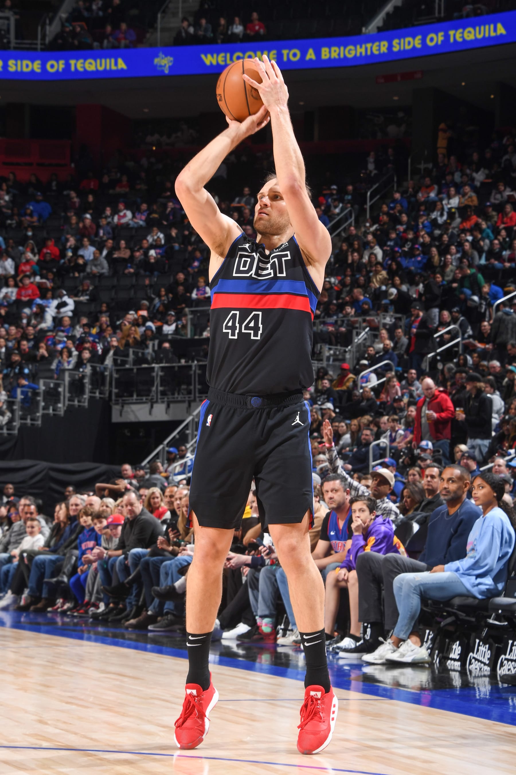 DETROIT, MI - FEBUARY 10:  Bojan Bogdanovic #44 of the Detroit Pistons shoots the ball during the game on Febuary 10, 2023 at Little Caesars Arena in Detroit, Michigan. NOTE TO USER: User expressly acknowledges and agrees that, by downloading and/or using this photograph, User is consenting to the terms and conditions of the Getty Images License Agreement. Mandatory Copyright Notice: Copyright 2023 NBAE (Photo by Chris Schwegler/NBAE via Getty Images)