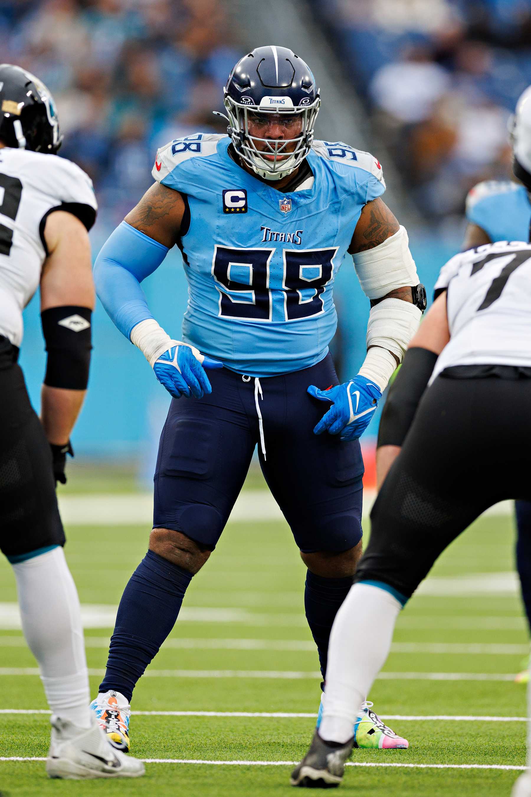 NASHVILLE, TENNESSEE - DECEMBER 8: Jeffery Simmons #98 of the Tennessee Titans looks over the offense during a game against the Jacksonville Jaguars at Nissan Stadium on December 8, 2024 in Nashville, Tennessee. The Jaguars defeated the Titans 10-6.  (Photo by Wesley Hitt/Getty Images)