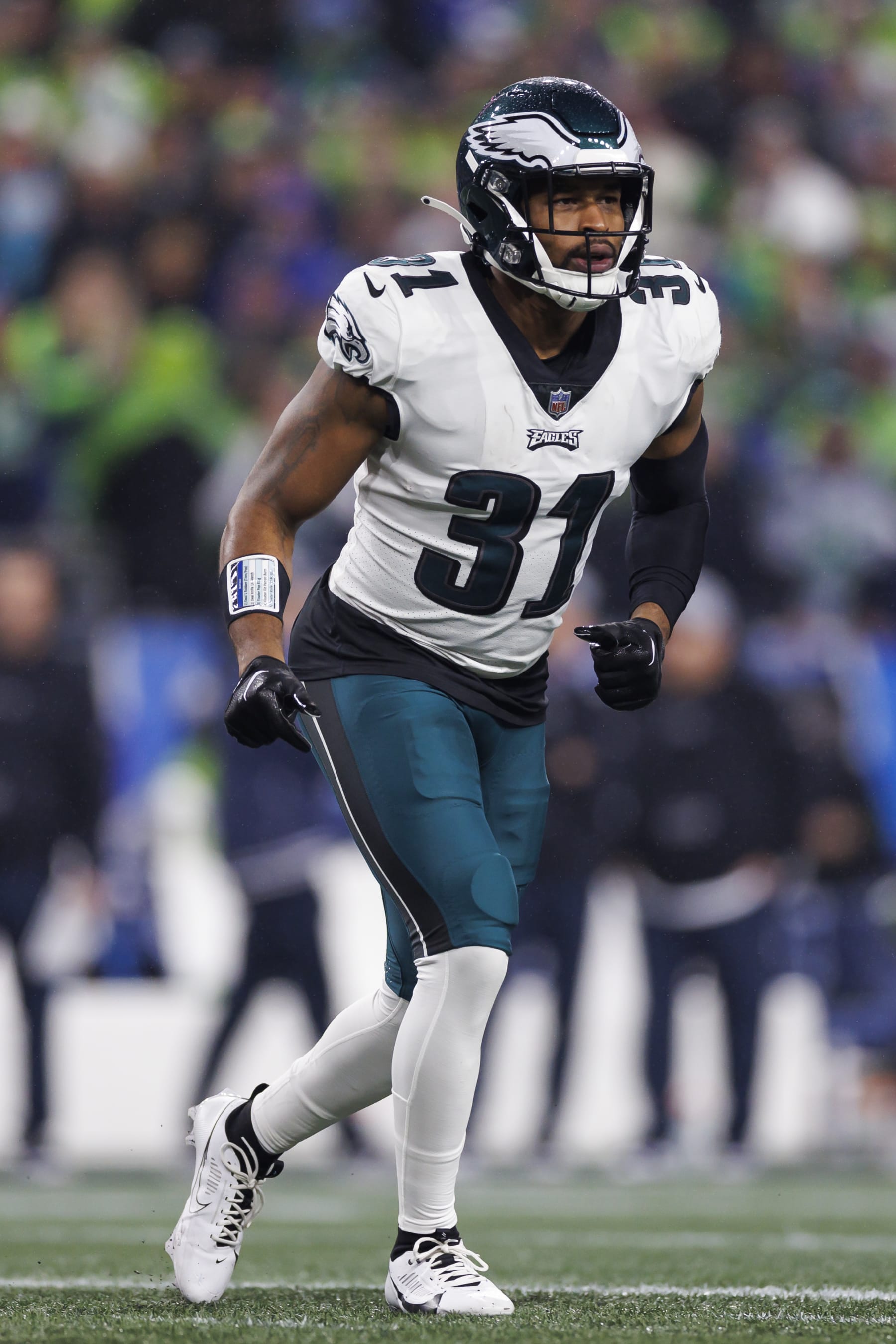 SEATTLE, WASHINGTON - DECEMBER 18: Kevin Byard #31 of the Philadelphia Eagles defends in coverage against the Seattle Seahawks at Lumen Field on December 18, 2023 in Seattle, Washington. (Photo by Ryan Kang/Getty Images)