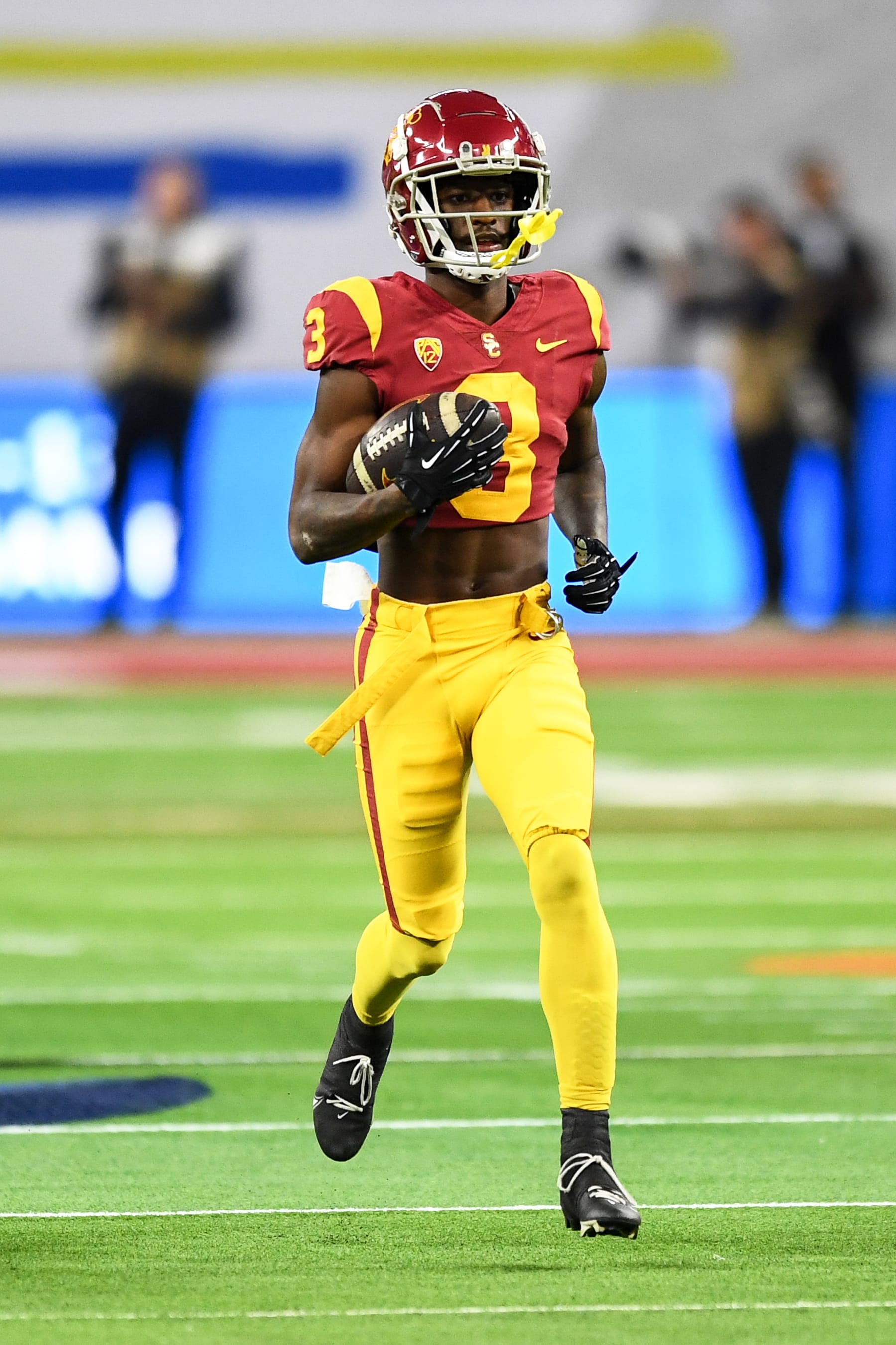 LAS VEGAS, NV - DECEMBER 02: USC Trojans wide receiver Jordan Addison (3) warms up before the Pac-12 Conference championship game between the Utah Utes and the USC Trojans at Allegiant Stadium on December 2, 2022 in Las Vegas, Nevada. (Photo by Brian Rothmuller/Icon Sportswire via Getty Images)