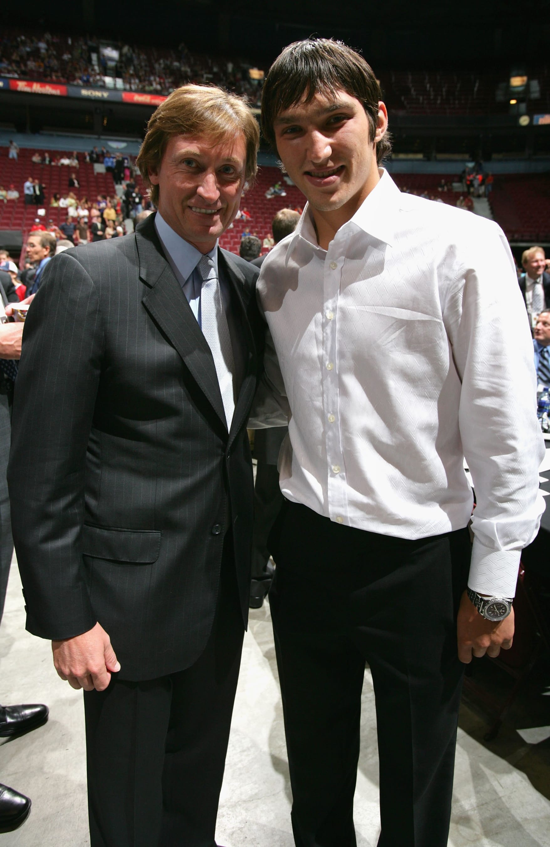 VANCOUVER, BC - JUNE 24:  Head coach Wayne Gretzky of the Phoenix Coyotes poses with Alexander Ovechkin of the Washington Capitals before the start of the 2006 NHL Draft held at General Motors Place on June 24, 2006 in Vancouver, Canada.    (Photo by Jeff Vinnick/Getty Images)