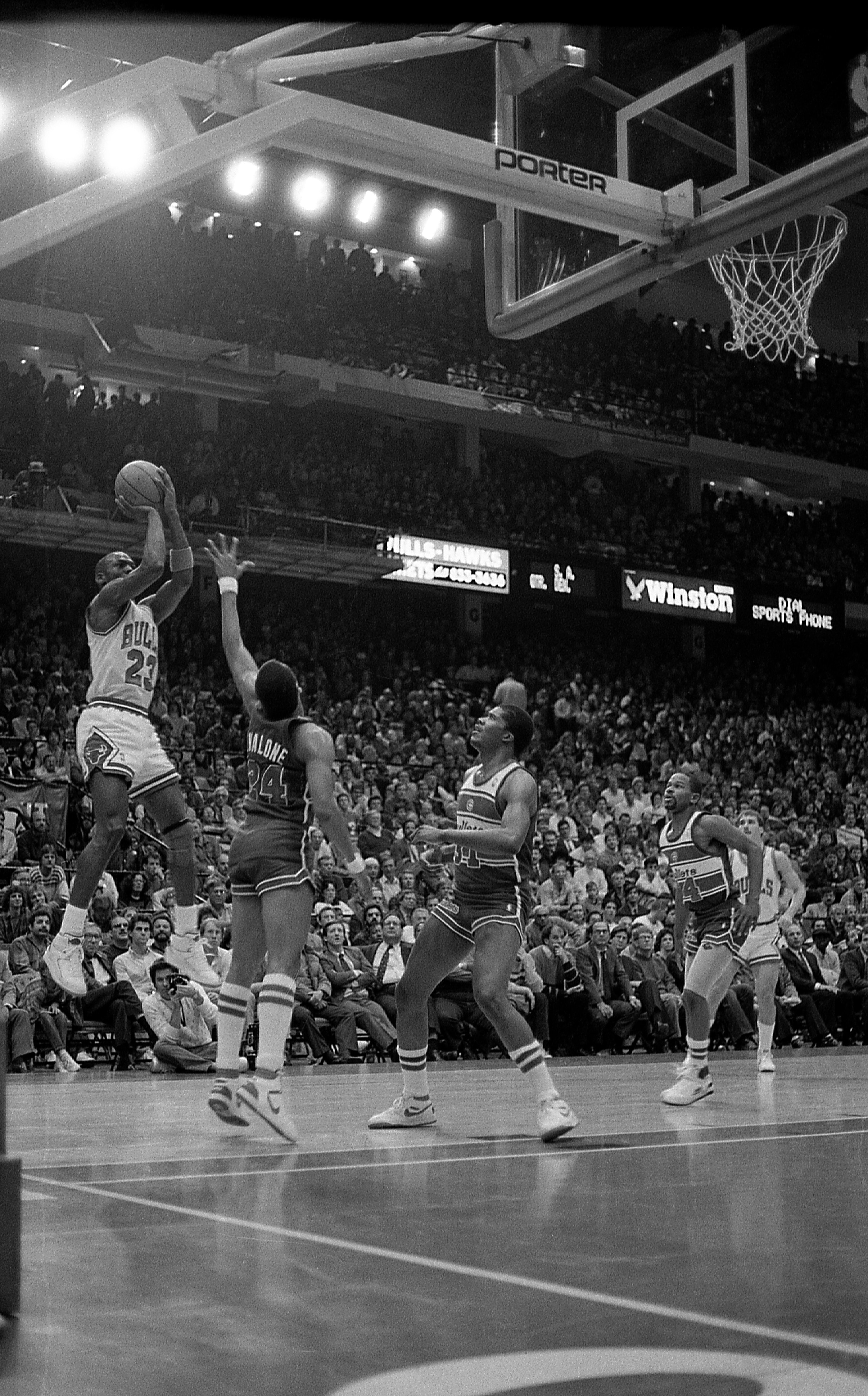 CHICAGO - JANUARY 1988:  Chicago Bulls guard Michael Jordan goes up for a jump shot during a game against the Washington Bullets at Chicago Stadium in Chicago, Illinois in January 1988.  (Photo By Raymond Boyd/Getty Images)