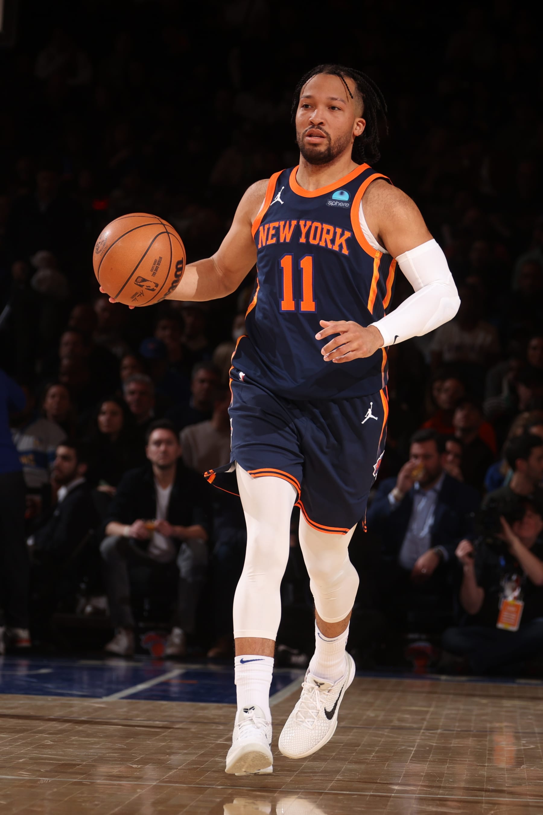 NEW YORK, NY - FEBRUARY 29: Jalen Brunson #11 of the New York Knicks dribbles the ball during the game against the Golden State Warriors on February 29, 2024 at Madison Square Garden in New York City, New York. NOTE TO USER: User expressly acknowledges and agrees that, by downloading and or using this photograph, User is consenting to the terms and conditions of the Getty Images License Agreement. Mandatory Copyright Notice: Copyright 2024 NBAE (Photo by Nathaniel S. Butler/NBAE via Getty Images) NEW YORK, NY - FEBRUARY 29: Jalen Brunson #11 of the New York Knicks dribbles the ball during the game against the Golden State Warriors on February 29, 2024 at Madison Square Garden in New York City, New York. NOTE TO USER: User expressly acknowledges and agrees that, by downloading and or using this photograph, User is consenting to the terms and conditions of the Getty Images License Agreement. Mandatory Copyright Notice: Copyright 2024 NBAE (Photo by Nathaniel S. Butler/NBAE via Getty Images)
