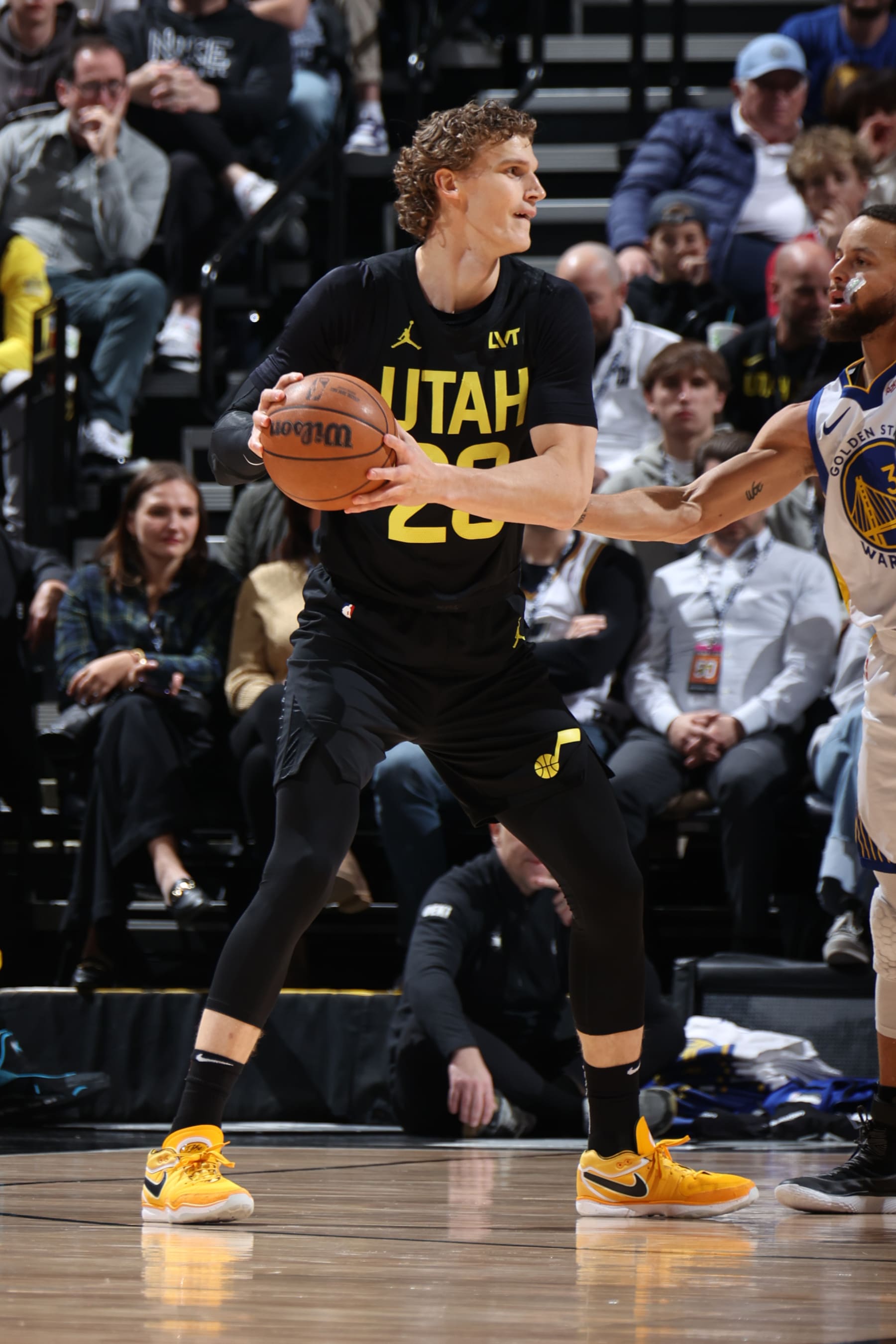 SALT LAKE CITY, UT - FEBRUARY 12: Lauri Markkanen #23 of the Utah Jazz handles the ball during the game against the Golden State Warriors on February 12, 2024 at Delta Center in Salt Lake City, Utah. NOTE TO USER: User expressly acknowledges and agrees that, by downloading and or using this Photograph, User is consenting to the terms and conditions of the Getty Images License Agreement. Mandatory Copyright Notice: Copyright 2024 NBAE (Photo by Melissa Majchrzak/NBAE via Getty Images)