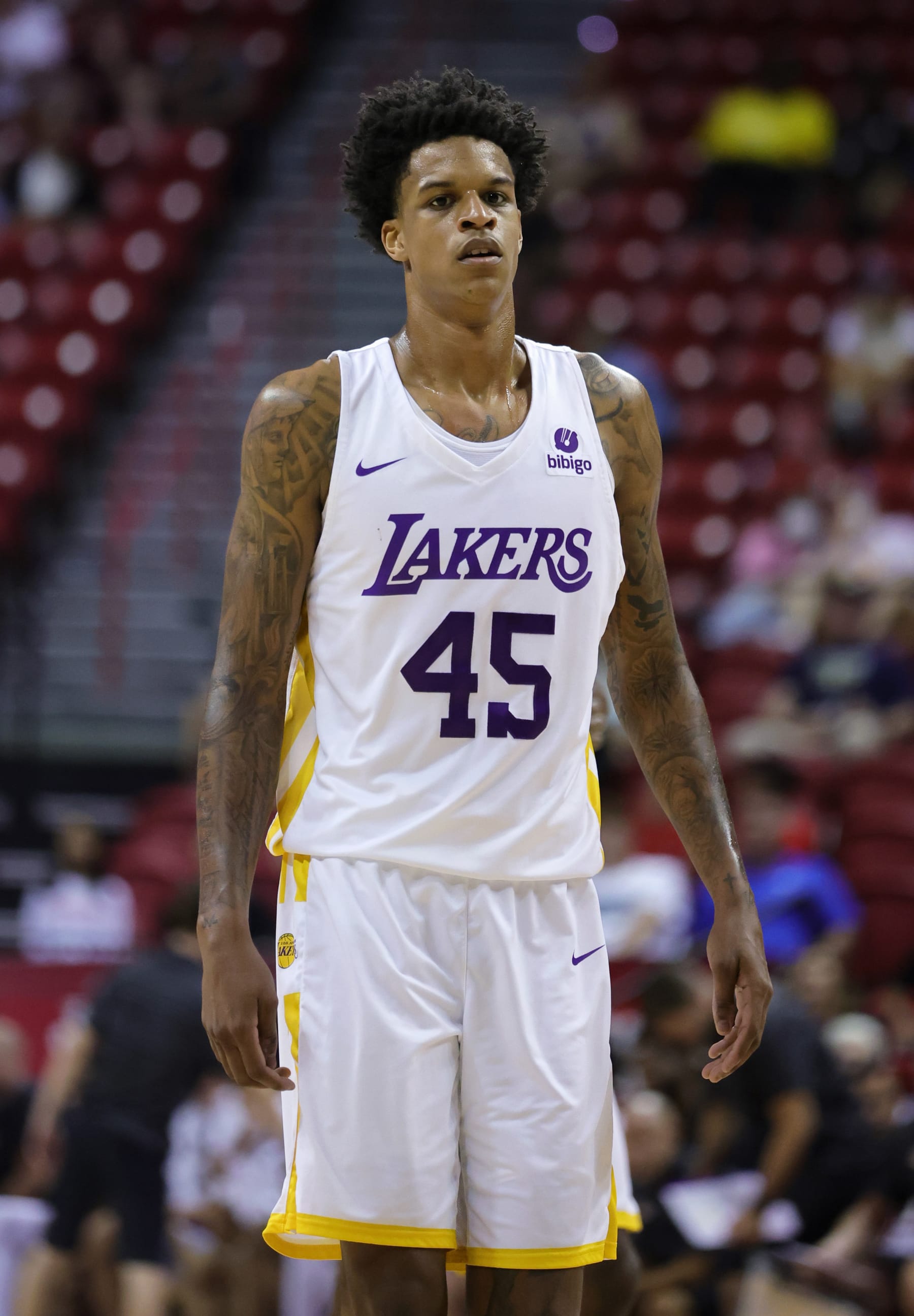 LAS VEGAS, NEVADA - JULY 08: Shareef O'Neal #45 of the Los Angeles Lakers stands on the court during a break in a game against the Phoenix Suns during the 2022 NBA Summer League at the Thomas & Mack Center on July 08, 2022 in Las Vegas, Nevada. NOTE TO USER: User expressly acknowledges and agrees that, by downloading and or using this photograph, User is consenting to the terms and conditions of the Getty Images License Agreement. (Photo by Ethan Miller/Getty Images) LAS VEGAS, NEVADA - JULY 08: Shareef O'Neal #45 of the Los Angeles Lakers stands on the court during a break in a game against the Phoenix Suns during the 2022 NBA Summer League at the Thomas & Mack Center on July 08, 2022 in Las Vegas, Nevada. NOTE TO USER: User expressly acknowledges and agrees that, by downloading and or using this photograph, User is consenting to the terms and conditions of the Getty Images License Agreement. (Photo by Ethan Miller/Getty Images)