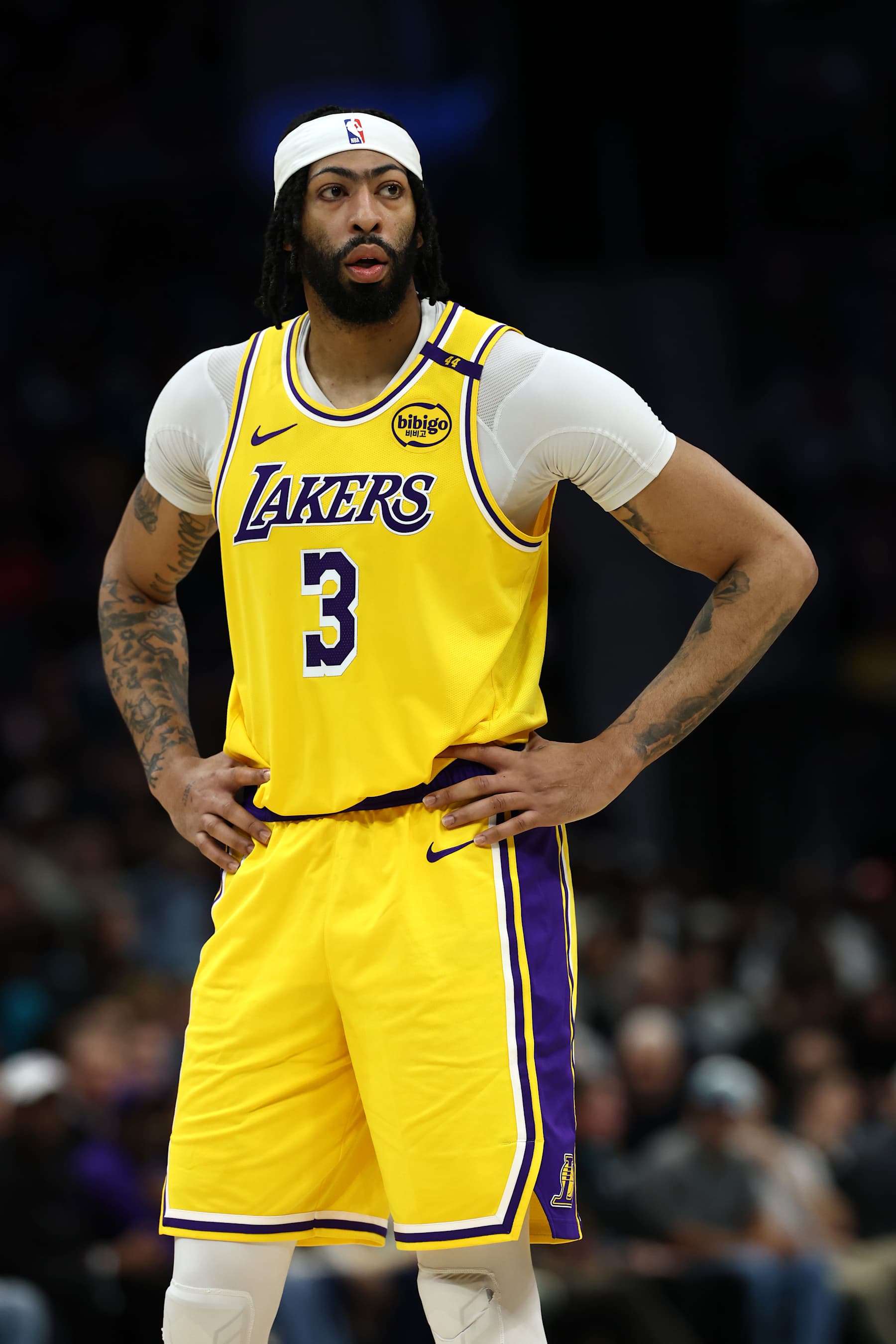 CHARLOTTE, NORTH CAROLINA - JANUARY 27: Anthony Davis #3 of the Los Angeles Lakers looks on during the first half of the game against the Charlotte Hornets at Spectrum Center on January 27, 2025 in Charlotte, North Carolina. NOTE TO USER: User expressly acknowledges and agrees that, by downloading and or using this photograph, User is consenting to the terms and conditions of the Getty Images License Agreement. (Photo by Jared C. Tilton/Getty Images)