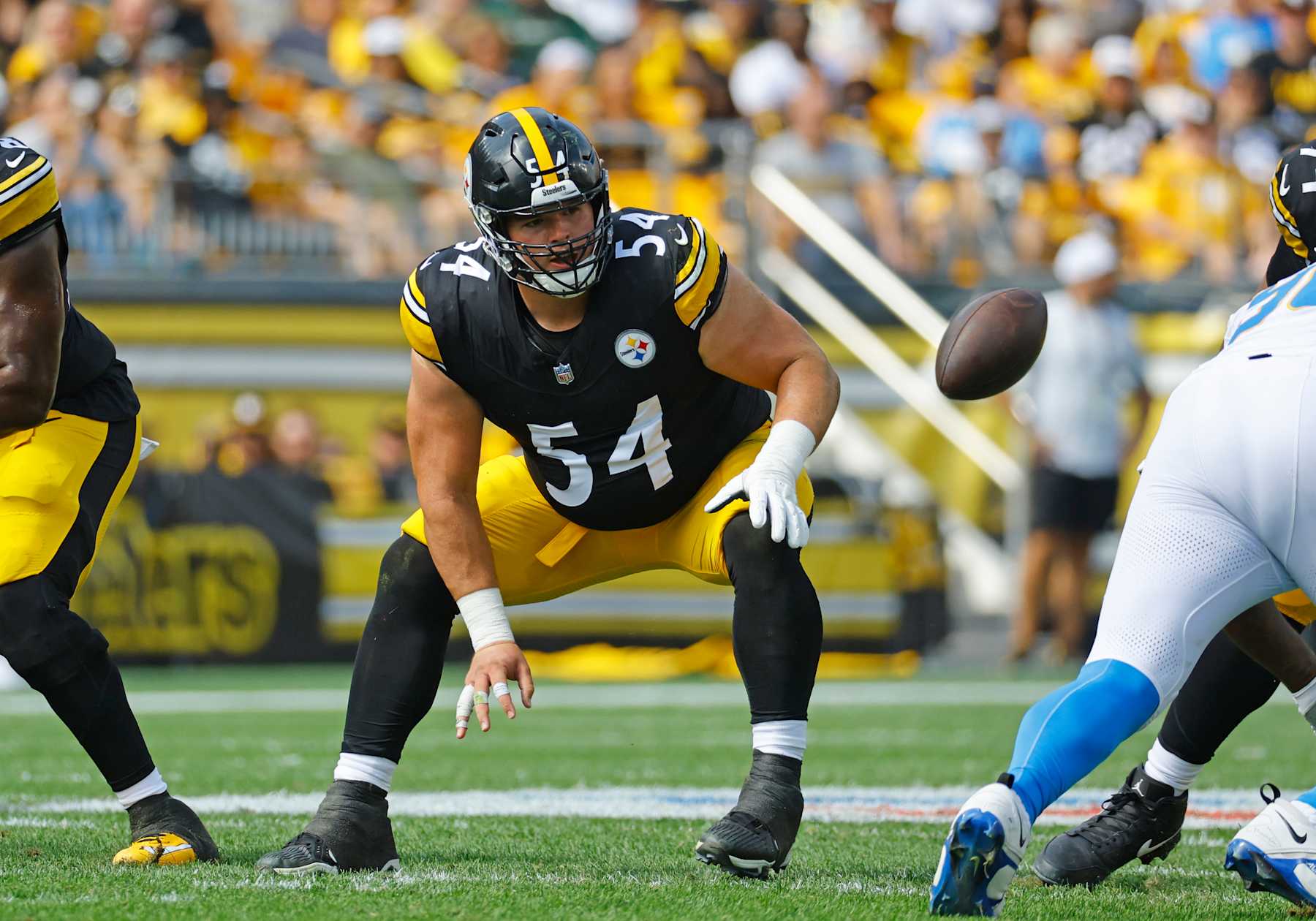 PITTSBURGH, PA - SEPTEMBER 22:  Zach Frazier #54 of the Pittsburgh Steelers in action against the Los Angeles Chargers on September 22, 2024 at Acrisure Stadium in Pittsburgh, Pennsylvania.  (Photo by Justin K. Aller/Getty Images)