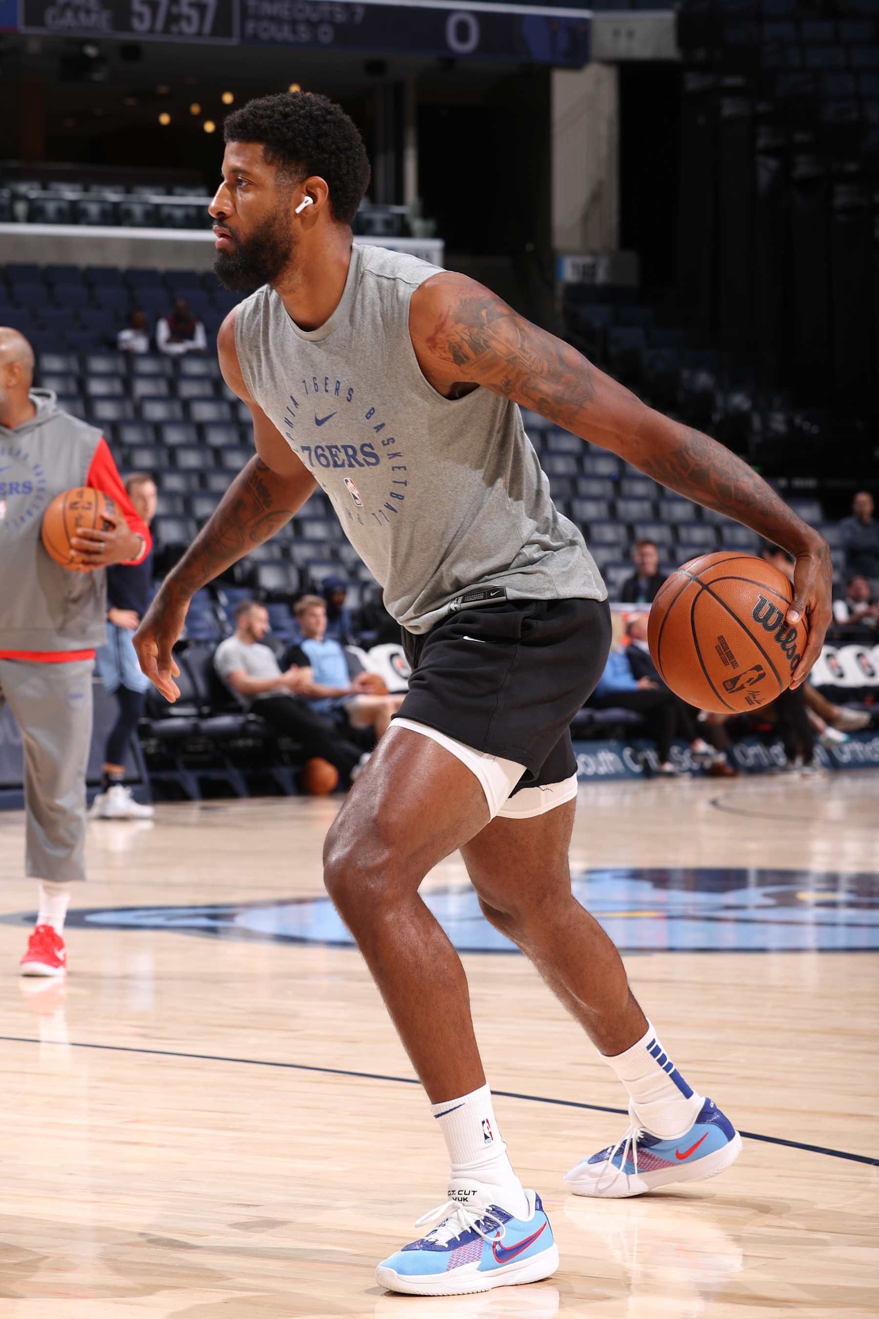 MEMPHIS, TN - NOVEMBER 22: Paul George #8 of the Philadelphia 76ers warms up before the game against the Memphis Grizzlies on November 22, 2024 at FedExForum in Memphis, Tennessee. NOTE TO USER: User expressly acknowledges and agrees that, by downloading and or using this photograph, User is consenting to the terms and conditions of the Getty Images License Agreement. Mandatory Copyright Notice: Copyright 2024 NBAE (Photo by Joe Murphy/NBAE via Getty Images)