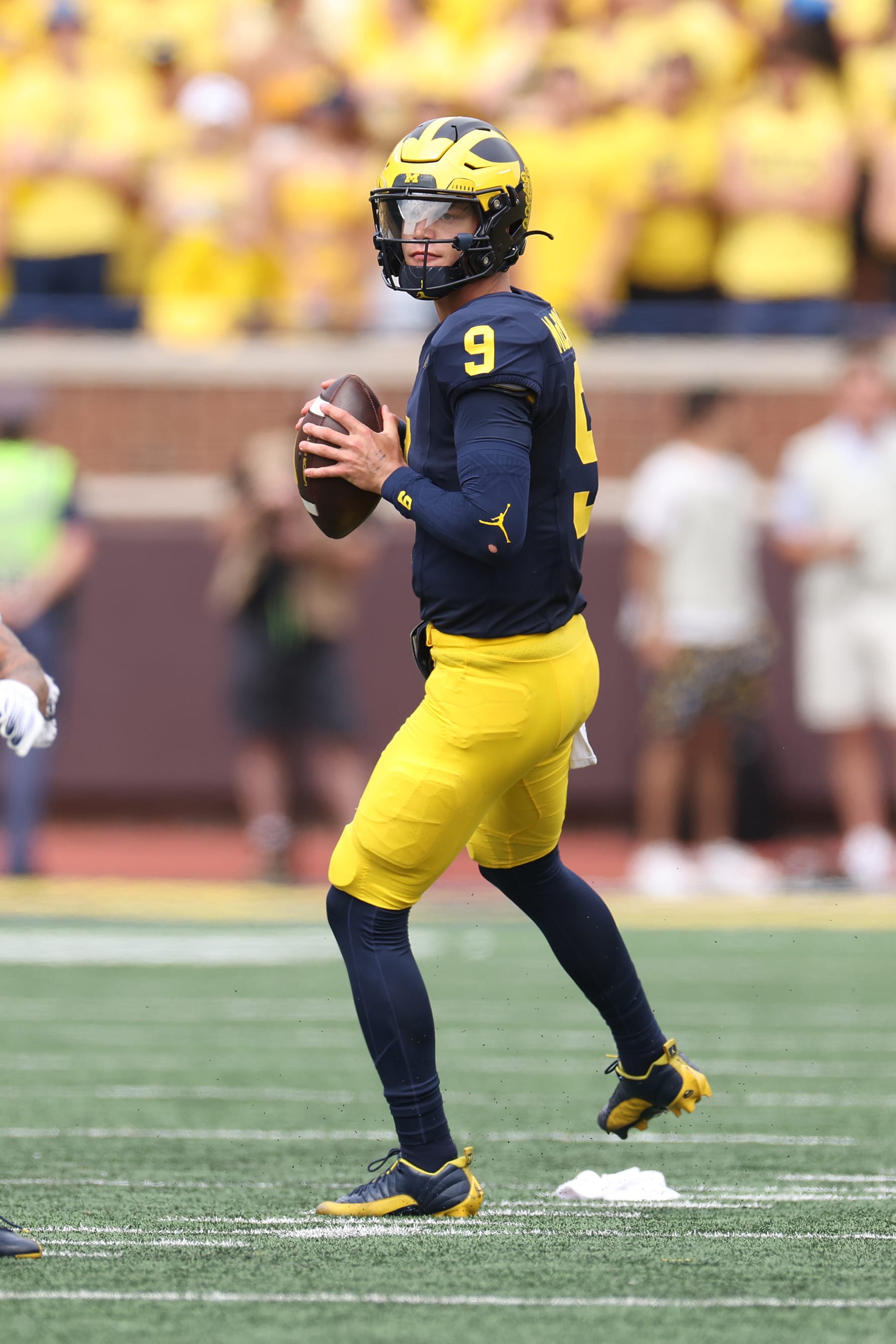 ANN ARBOR, MICHIGAN - SEPTEMBER 02: J.J. McCarthy #9 of the Michigan Wolverines plays against the East Carolina Pirates at Michigan Stadium on September 02, 2023 in Ann Arbor, Michigan. (Photo by Gregory Shamus/Getty Images)