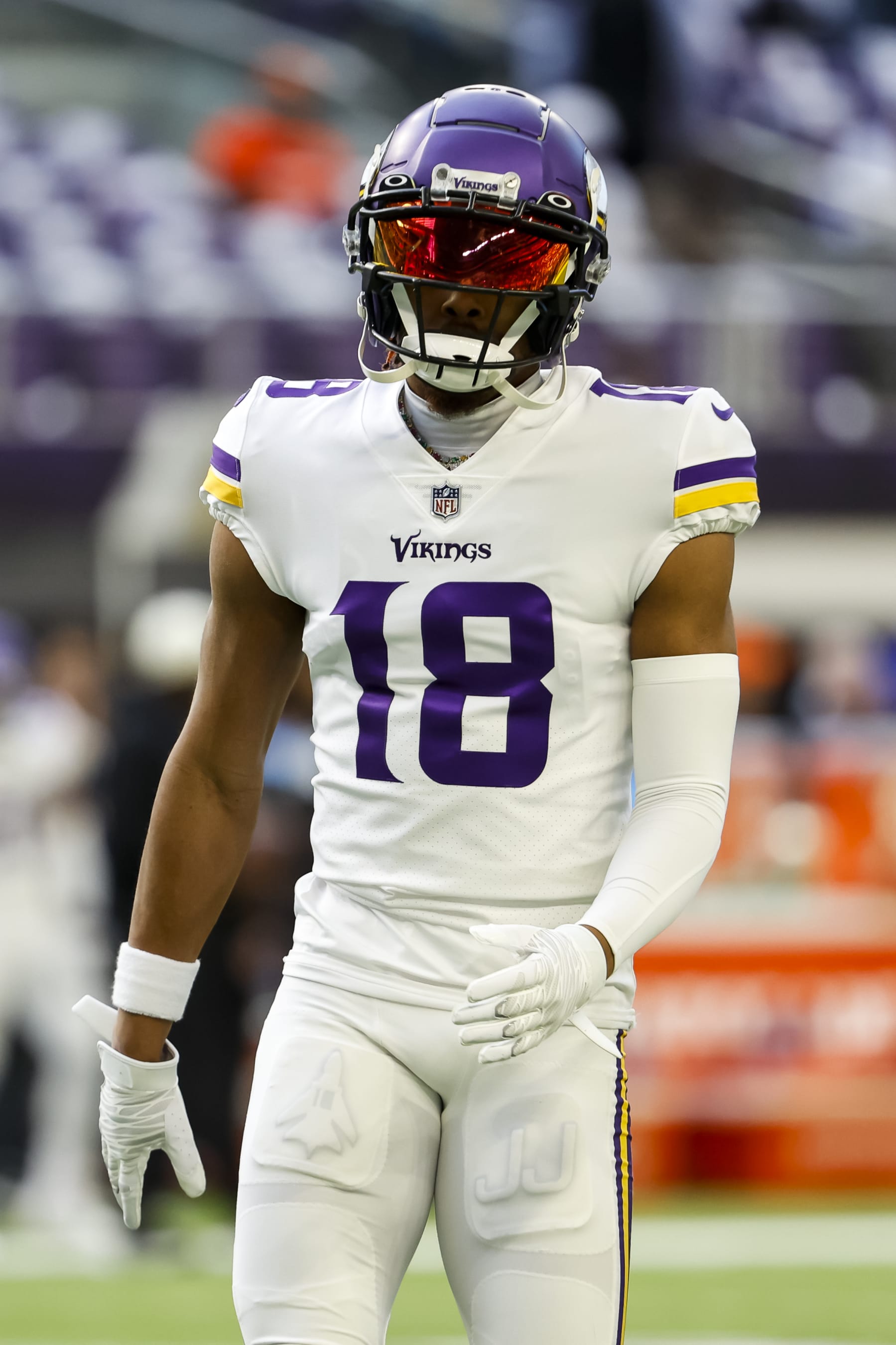 MINNEAPOLIS, MN - DECEMBER 24: Justin Jefferson #18 of the Minnesota Vikings warms up before the start of the game against the New York Giants at U.S. Bank Stadium on December 24, 2022 in Minneapolis, Minnesota. The Vikings defeated the Giants 27-24. (Photo by David Berding/Getty Images)