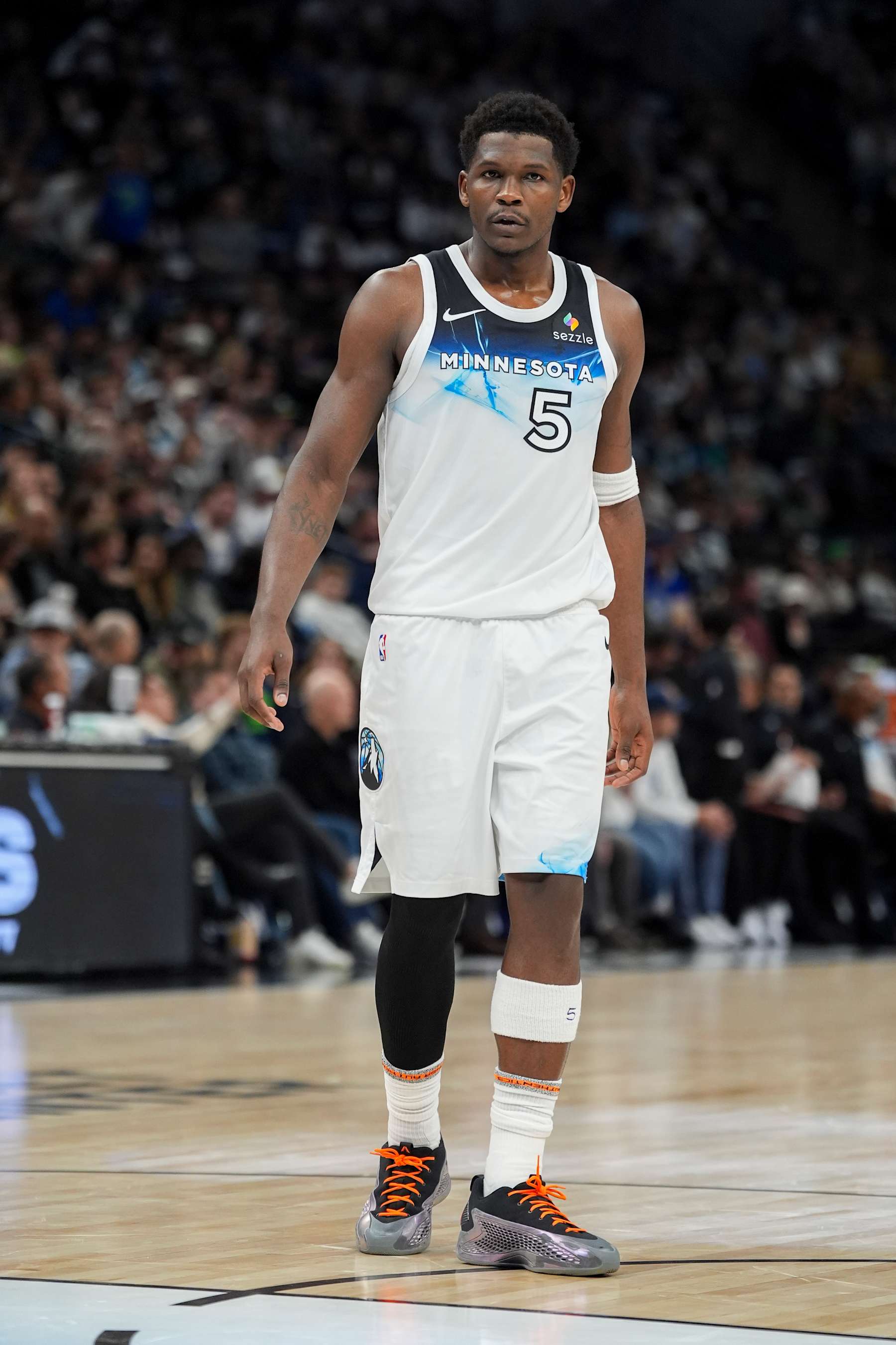 MINNEAPOLIS, MN -  NOVEMBER 27:  Anthony Edwards #5 of the Minnesota Timberwolves looks on during the game against the Sacramento Kings on November 27, 2024 at Target Center in Minneapolis, Minnesota. NOTE TO USER: User expressly acknowledges and agrees that, by downloading and or using this Photograph, user is consenting to the terms and conditions of the Getty Images License Agreement. Mandatory Copyright Notice: Copyright 2024 NBAE (Photo by Jordan Johnson/NBAE via Getty Images)