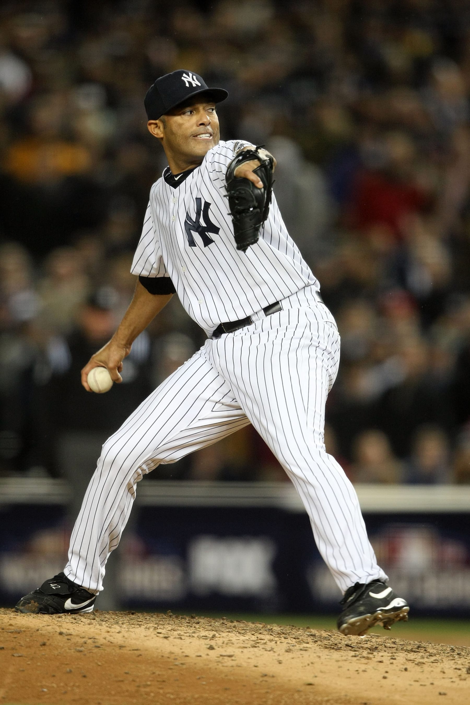 NEW YORK - NOVEMBER 04:  Mariano Rivera #42 of the New York Yankees throws a pitch against the Philadelphia Phillies in Game Six of the 2009 MLB World Series at Yankee Stadium on November 4, 2009 in the Bronx borough of New York City. The Yankees won 7-3 to win the series 4 games to 2.  (Photo by Nick Laham/Getty Images)