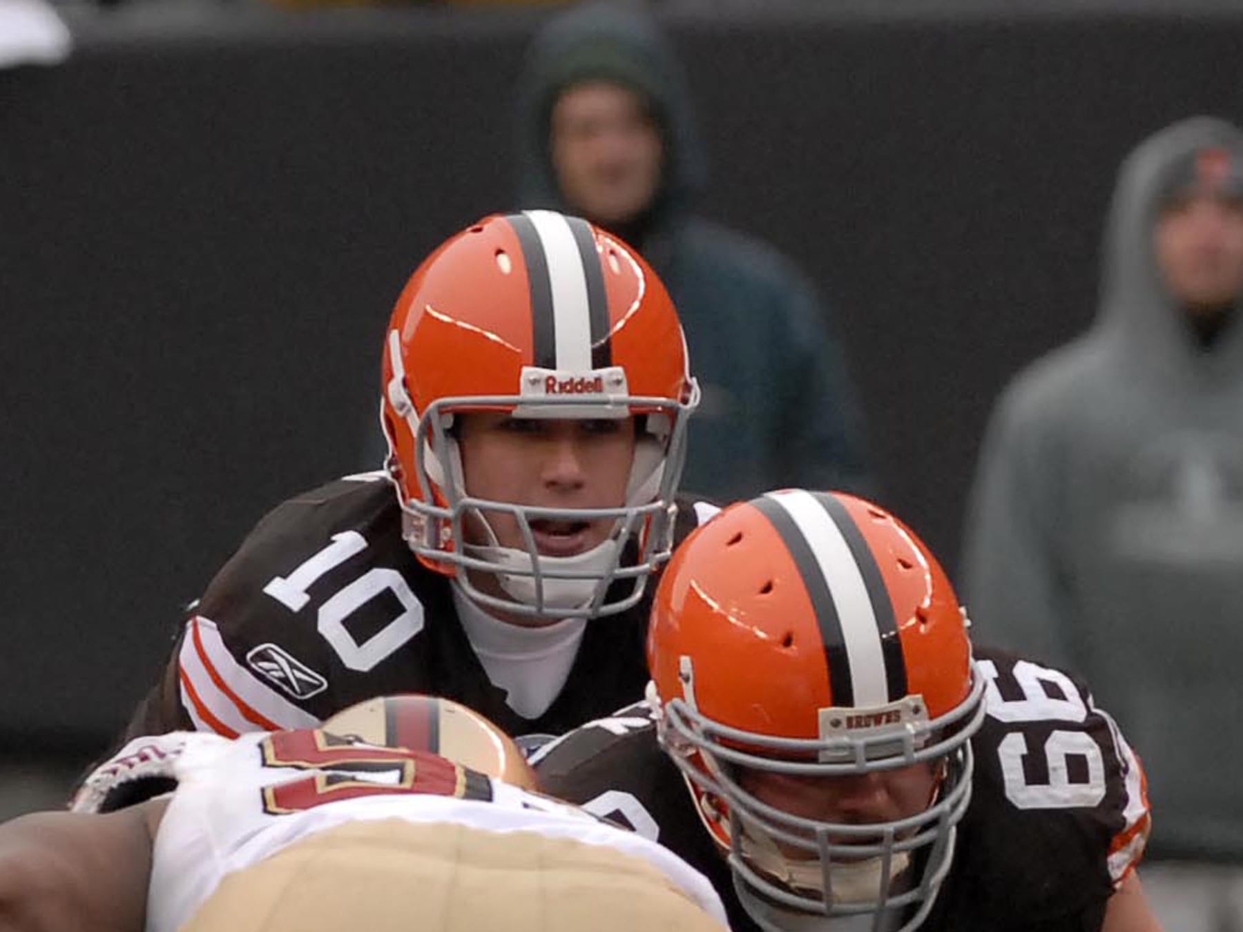 CLEVELAND, OH - DECEMBER 30, 2007:  Quarterback Brady Quinn #10 of the Cleveland Browns looks over the defense during a game with the San Francisco 49ers on December 30, 2007 at Cleveland Browns Stadium in Cleveland, Ohio. Cleveland won 20-7. (Photo by:  Diamond Images/Getty Images)