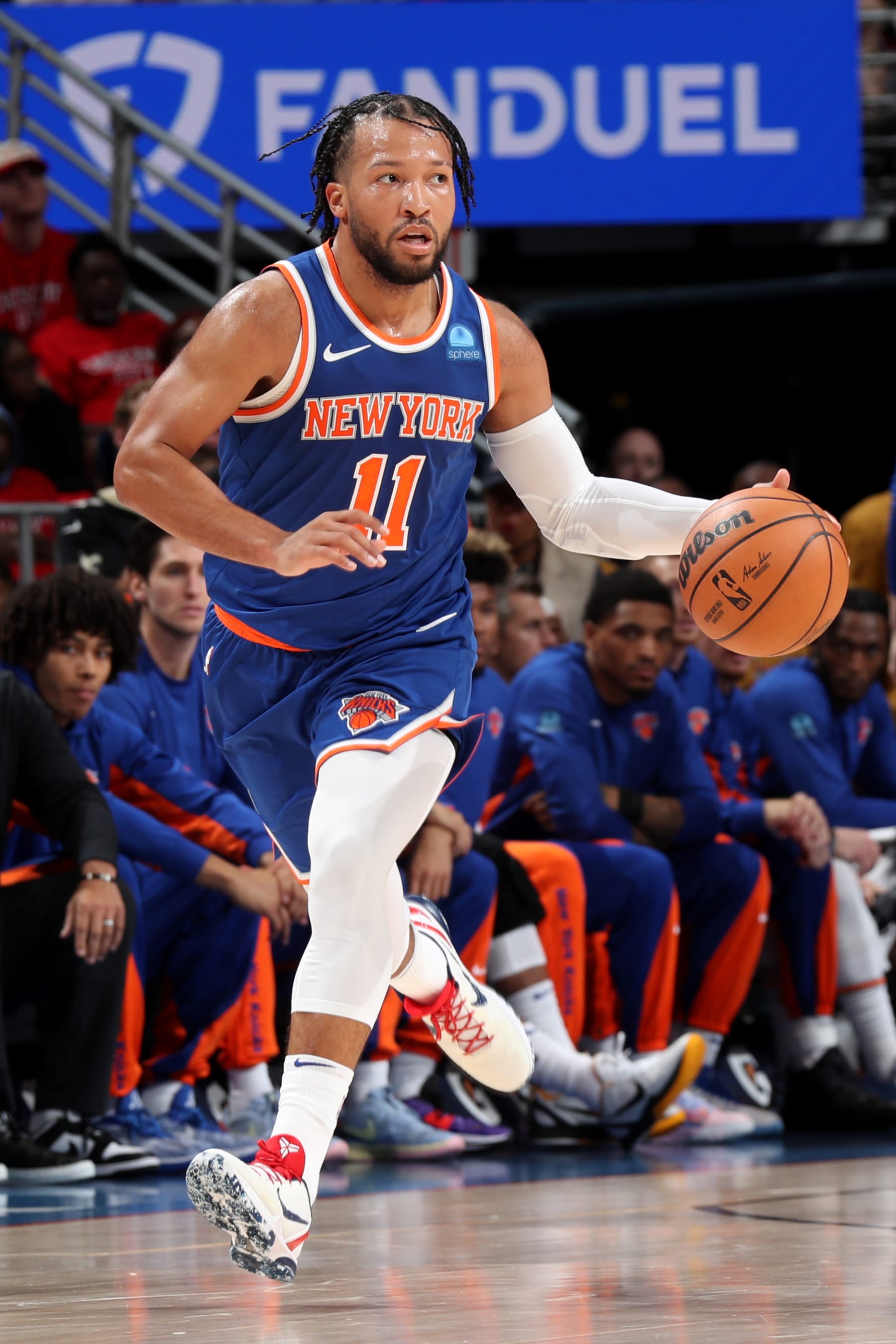 NEW ORLEANS, LA - OCTOBER 28: Jalen Brunson #11 of the New York Knicks dribbles the ball during the game against the New Orleans Pelicans on October 28, 2023 at the Smoothie King Center in New Orleans, Louisiana. NOTE TO USER: User expressly acknowledges and agrees that, by downloading and or using this Photograph, user is consenting to the terms and conditions of the Getty Images License Agreement. Mandatory Copyright Notice: Copyright 2023 NBAE (Photo by Layne Murdoch Jr./NBAE via Getty Images)