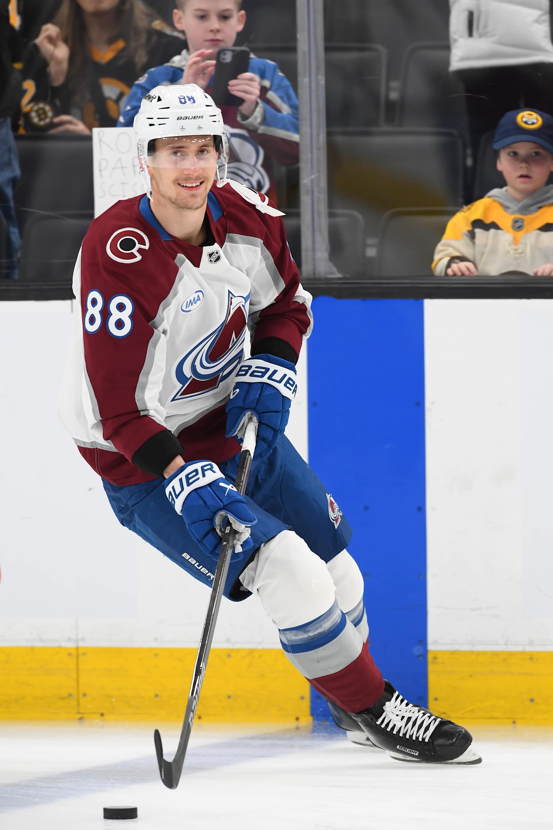 BOSTON, MASSACHUSETTS - JANUARY 25: Matin Necas #88 of the Colorado Avalanche warms up before the game against the Boston Bruins on January 25, 2025, at the TD Garden in Boston, Massachusetts. (Photo by Steve Babineau/NHLI via Getty Images)