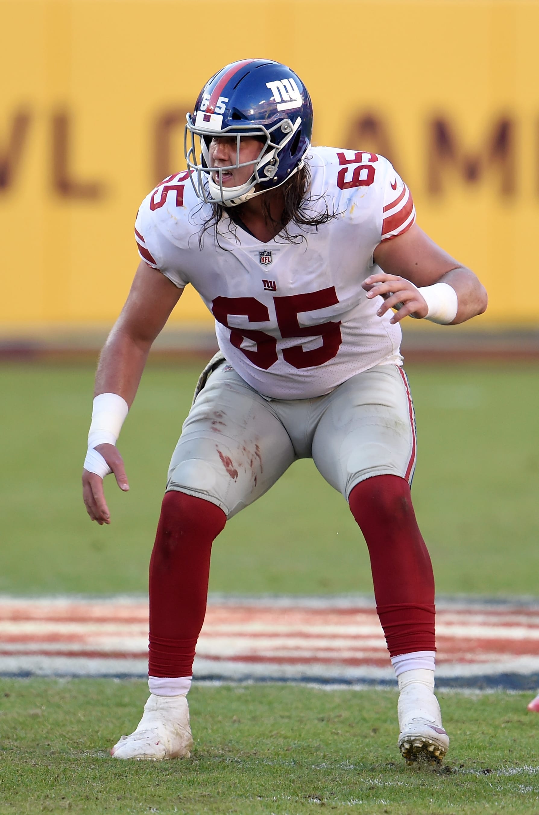 LANDOVER, MD - NOVEMBER 08:  Nick Gates #65 of the New York Giants plays against the Washington Football Team at FedExField on November 8, 2020 in Landover, Maryland.  (Photo by G Fiume/Getty Images)