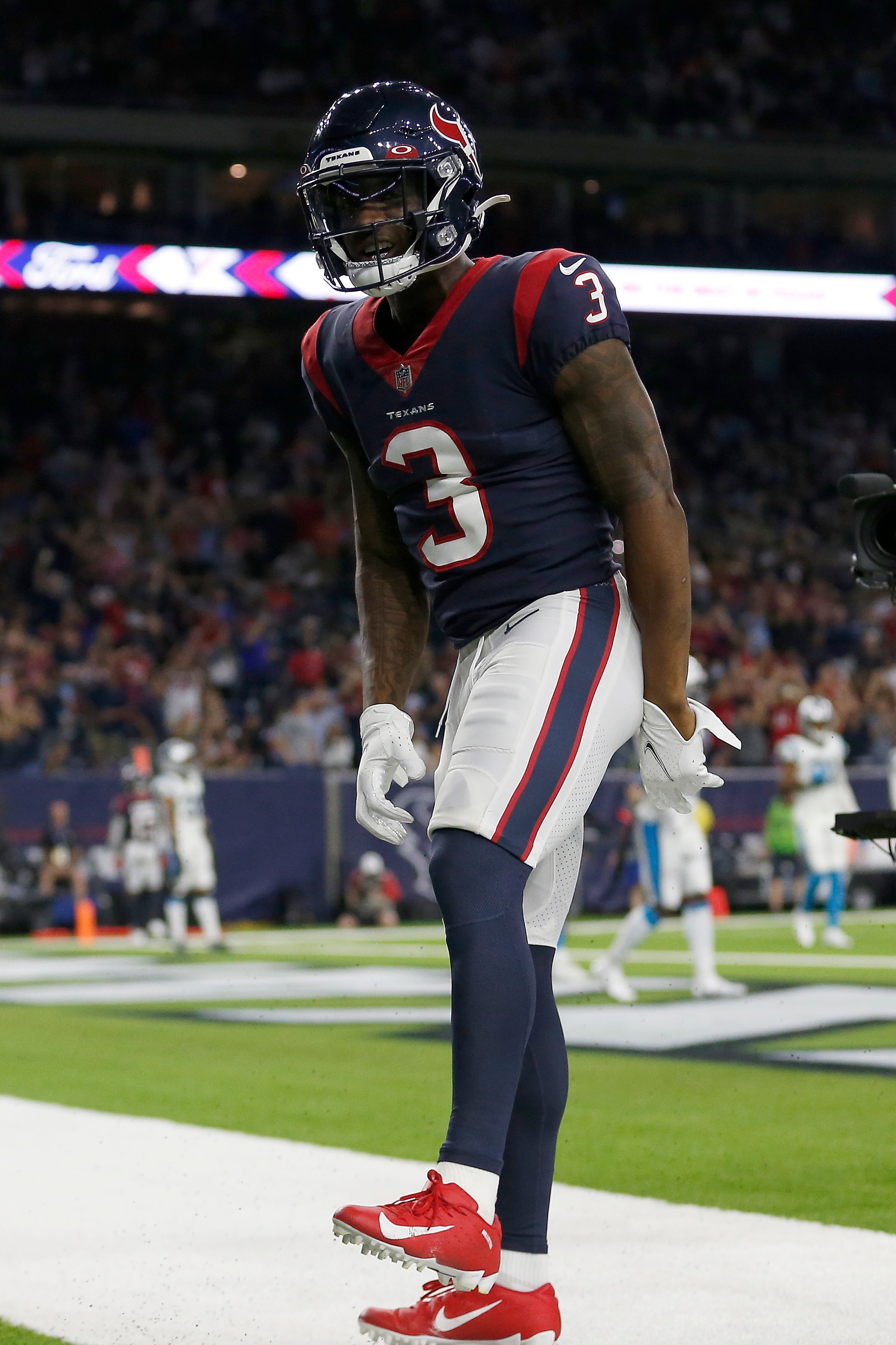 HOUSTON, TEXAS - SEPTEMBER 23: Anthony Miller #3 of the Houston Texans celebrates his second quarter touchdown against the Carolina Panthers at NRG Stadium on September 23, 2021 in Houston, Texas. (Photo by Tim Warner/Getty Images)