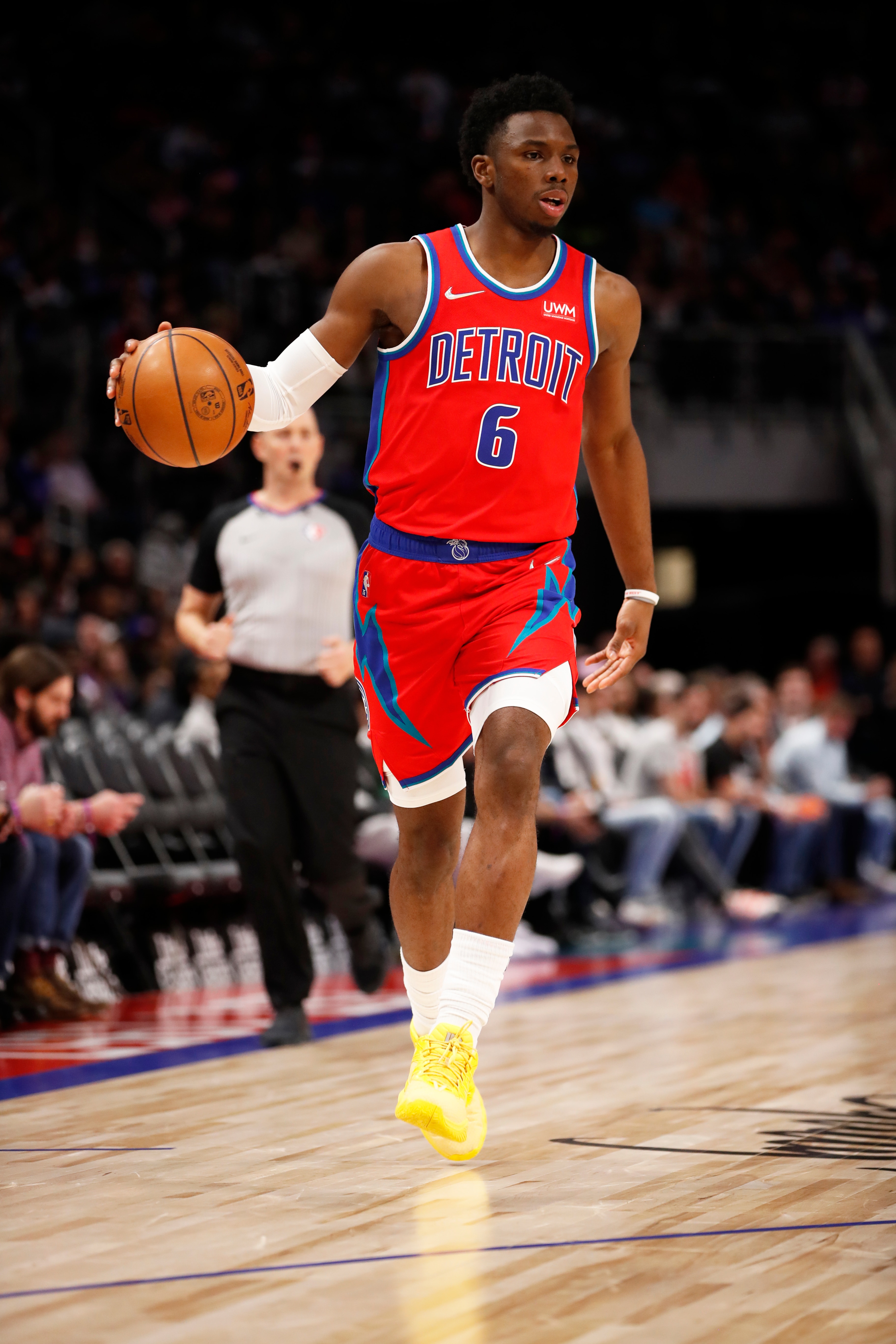 DETROIT, MI - MARCH 4: Hamidou Diallo #6 of the Detroit Pistons dribbles the ball during the game against the Indiana Pacers on March 4, 2022 at Little Caesars Arena in Detroit, Michigan. NOTE TO USER: User expressly acknowledges and agrees that, by downloading and/or using this photograph, User is consenting to the terms and conditions of the Getty Images License Agreement. Mandatory Copyright Notice: Copyright 2022 NBAE (Photo by Brian Sevald/NBAE via Getty Images)