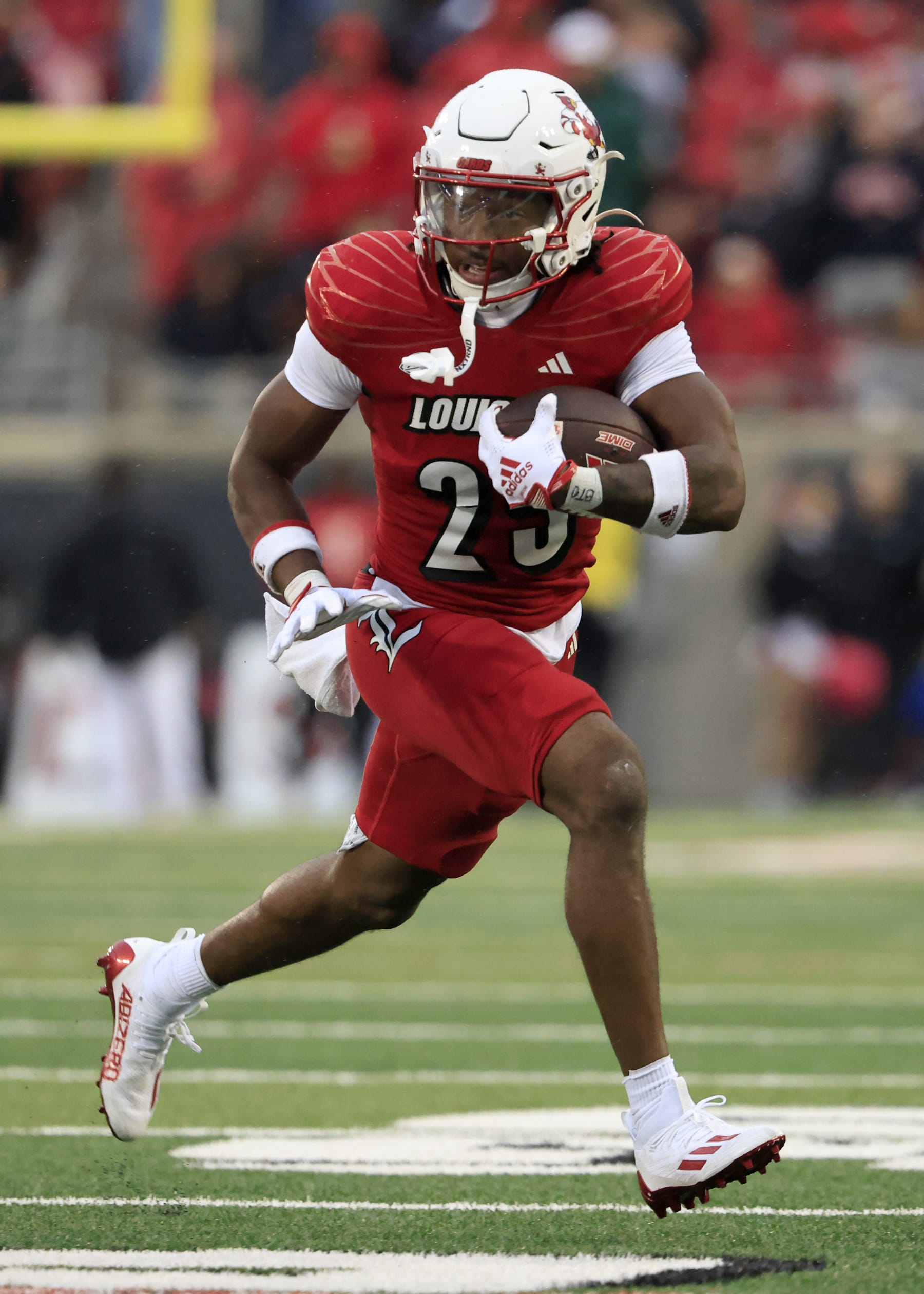 LOUISVILLE, KENTUCKY - OCTOBER 28: Jawhar Jordan #25 of the Louisville Cardinals runs the ball in the game against the Duke Blue Devils at Cardinal Stadium on October 28, 2023 in Louisville, Kentucky. (Photo by Justin Casterline/Getty Images)