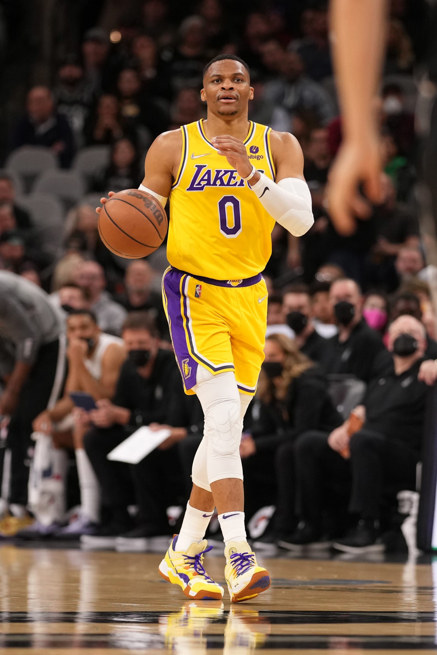 SAN ANTONIO, TX - MARCH 7: Russell Westbrook #0 of the Los Angeles Lakers dribbles the ball during the game against the San Antonio Spurs on March 7, 2022 at the AT&T Center in San Antonio, Texas. NOTE TO USER: User expressly acknowledges and agrees that, by downloading and or using this photograph, user is consenting to the terms and conditions of the Getty Images License Agreement. Mandatory Copyright Notice: Copyright 2022 NBAE (Photos by Darren Carroll/NBAE via Getty Images)