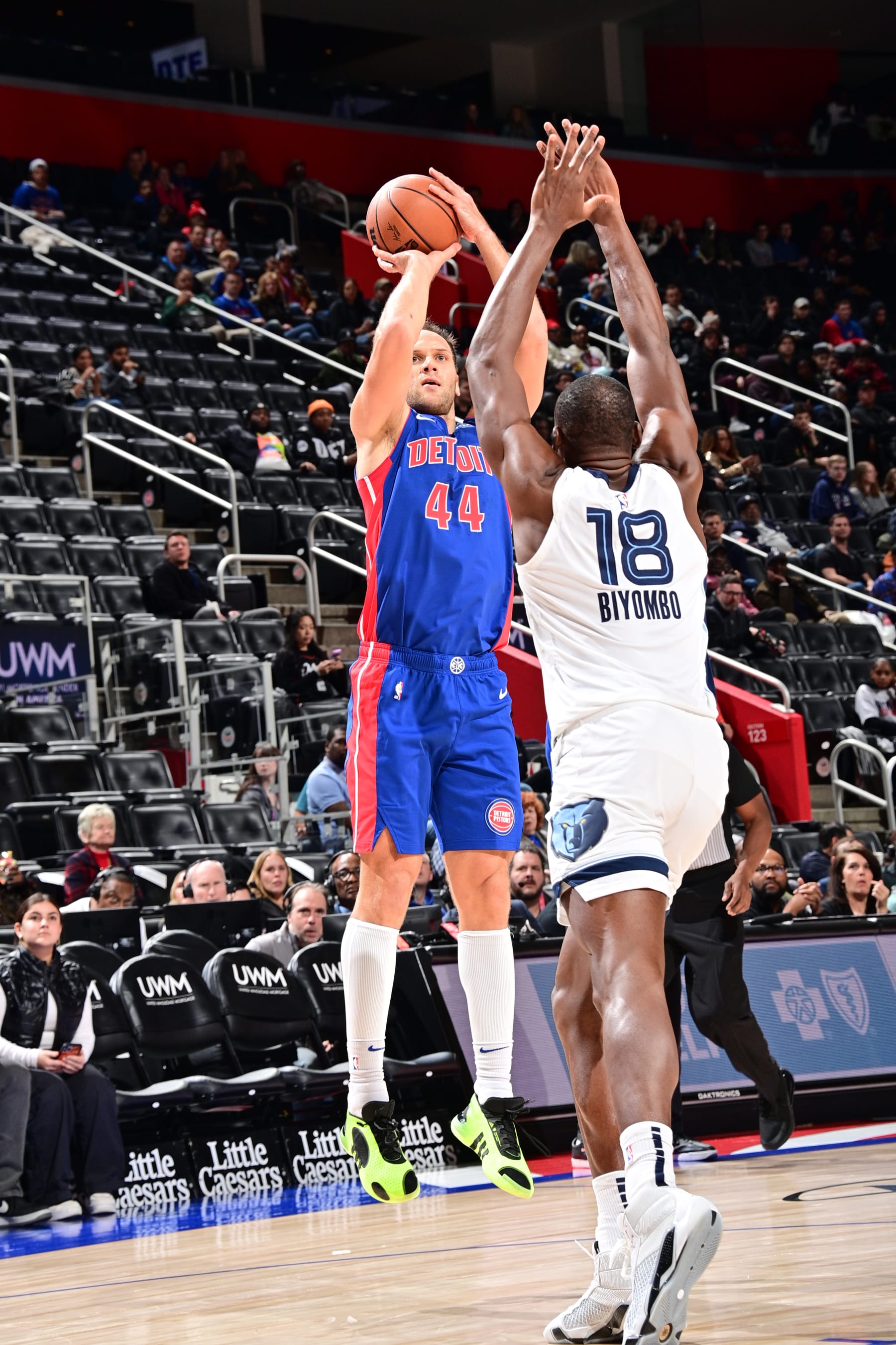 DETROIT, MI - DECEMBER 6: Bojan Bogdanovic #44 of the Detroit Pistons shoots the ball during the game  on December 6, 2023 at Little Caesars Arena in Detroit, Michigan. NOTE TO USER: User expressly acknowledges and agrees that, by downloading and/or using this photograph, User is consenting to the terms and conditions of the Getty Images License Agreement. Mandatory Copyright Notice: Copyright 2023 NBAE (Photo by Chris Schwegler/NBAE via Getty Images)