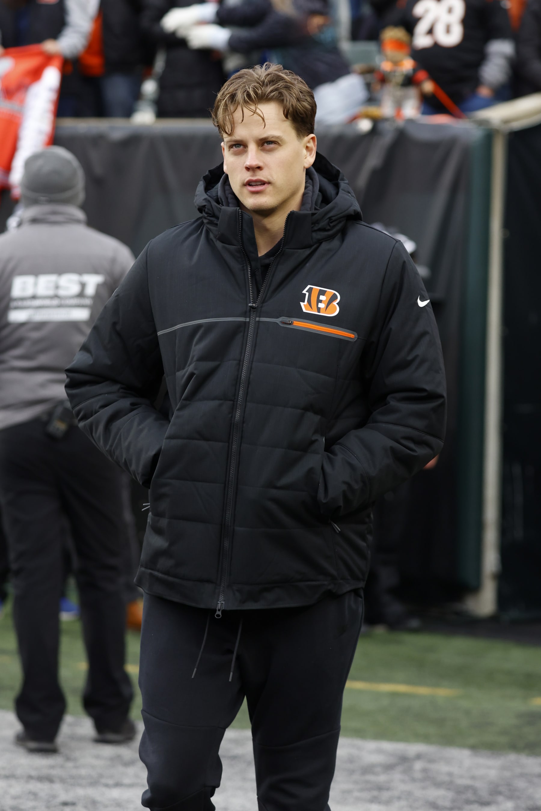 CINCINNATI, OH - DECEMBER 10: Injured Cincinnati Bengals quarterback Joe Burrow watches warm up before the game against the Indianapolis Colts on December 10, 2023, at Paycor Stadium in Cincinnati, Ohio. (Photo by Brian Spurlock/Icon Sportswire via Getty Images