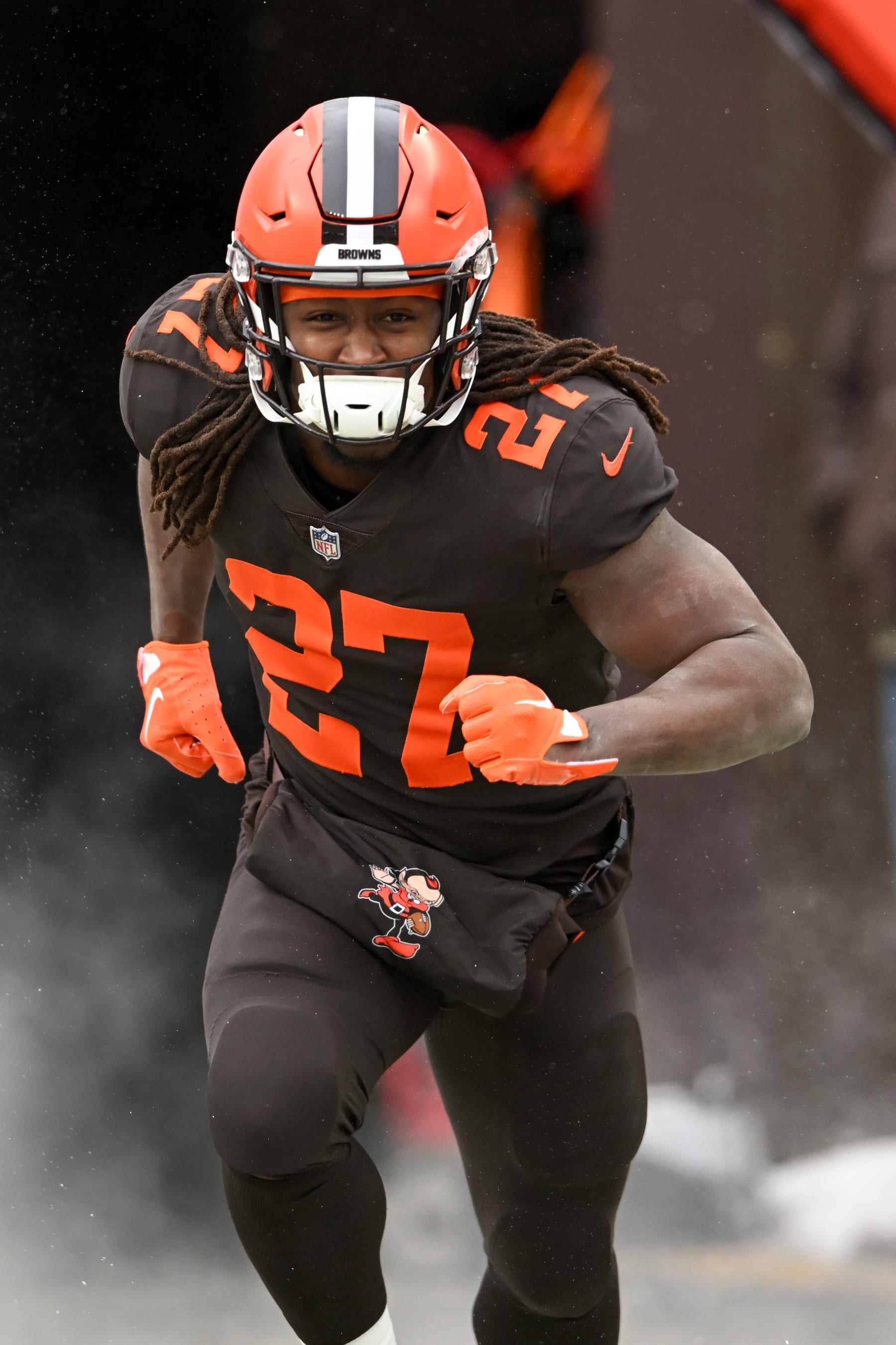 CLEVELAND, OHIO - DECEMBER 24: Kareem Hunt #27 of the Cleveland Browns runs onto the field prior to a game against the New Orleans Saints at FirstEnergy Stadium on December 24, 2022 in Cleveland, Ohio. (Photo by Nick Cammett/Diamond Images via Getty Images)